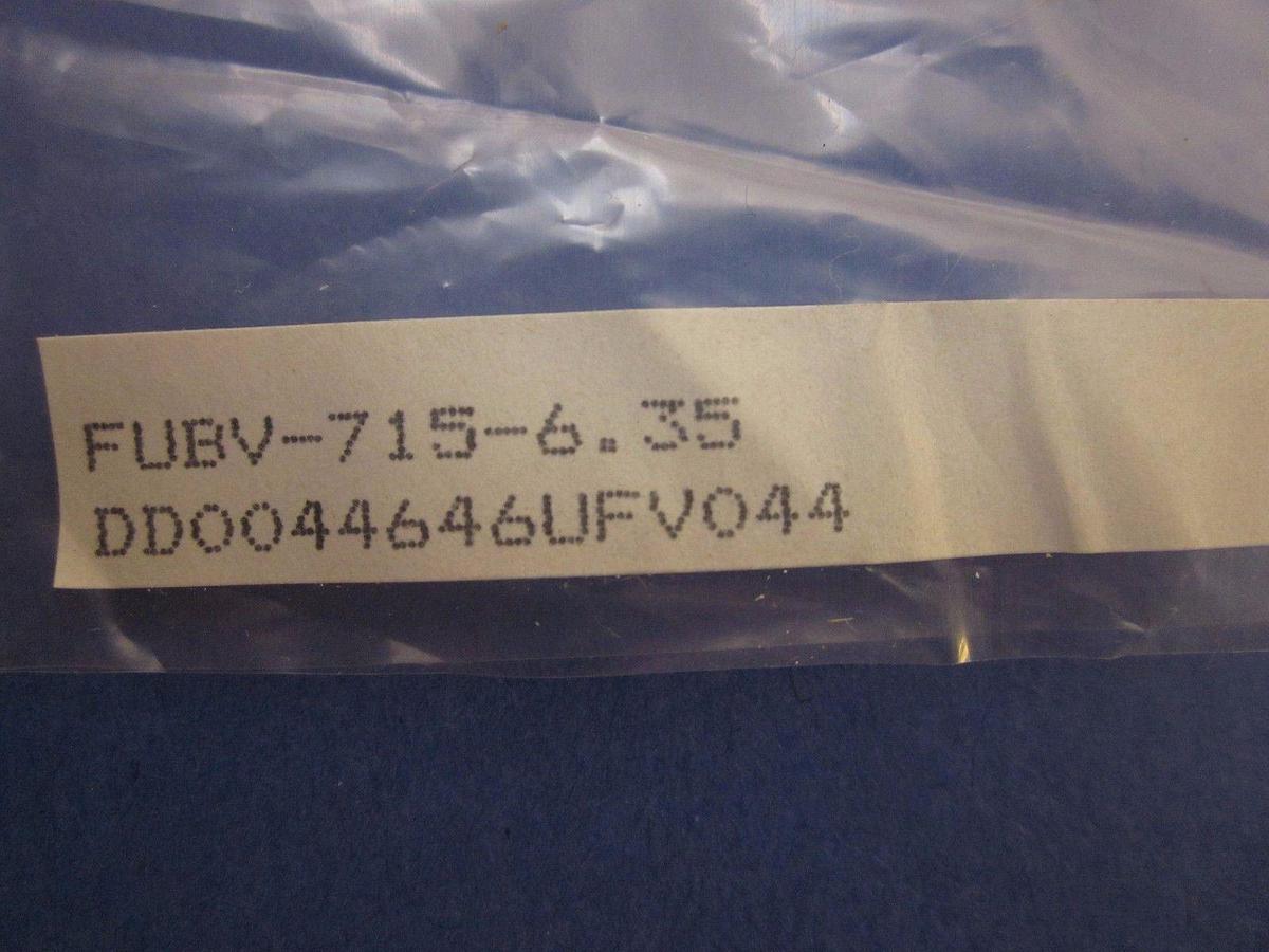 Used Fujikin SS Ball Valve, 1/4" UJR, FUBV-715-6.35, New