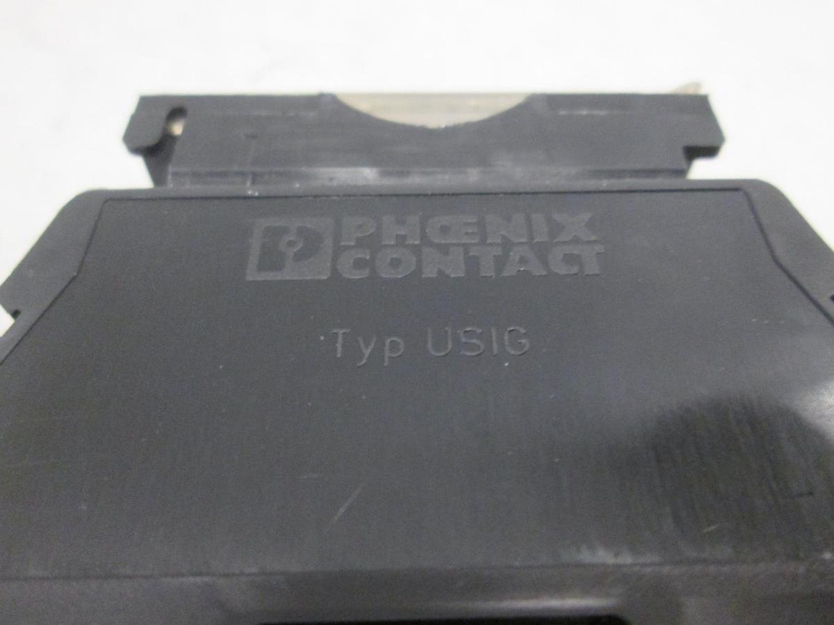 Used Phoenix Contact, Type USIG, Terminal Fuse Block, 4A, Used, Lot of 2