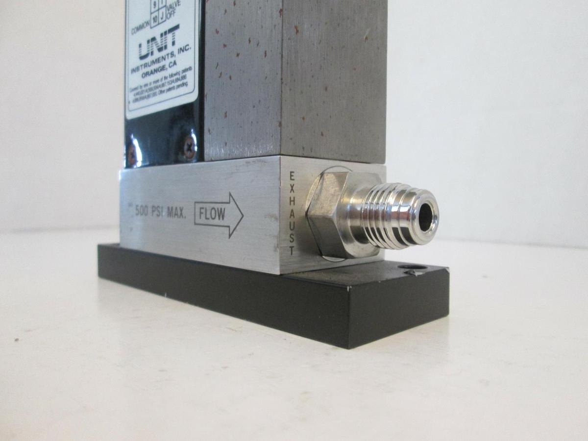 Used Unit UFC-1100A Mass Flow Controller MFC, N2, 500 SCCM