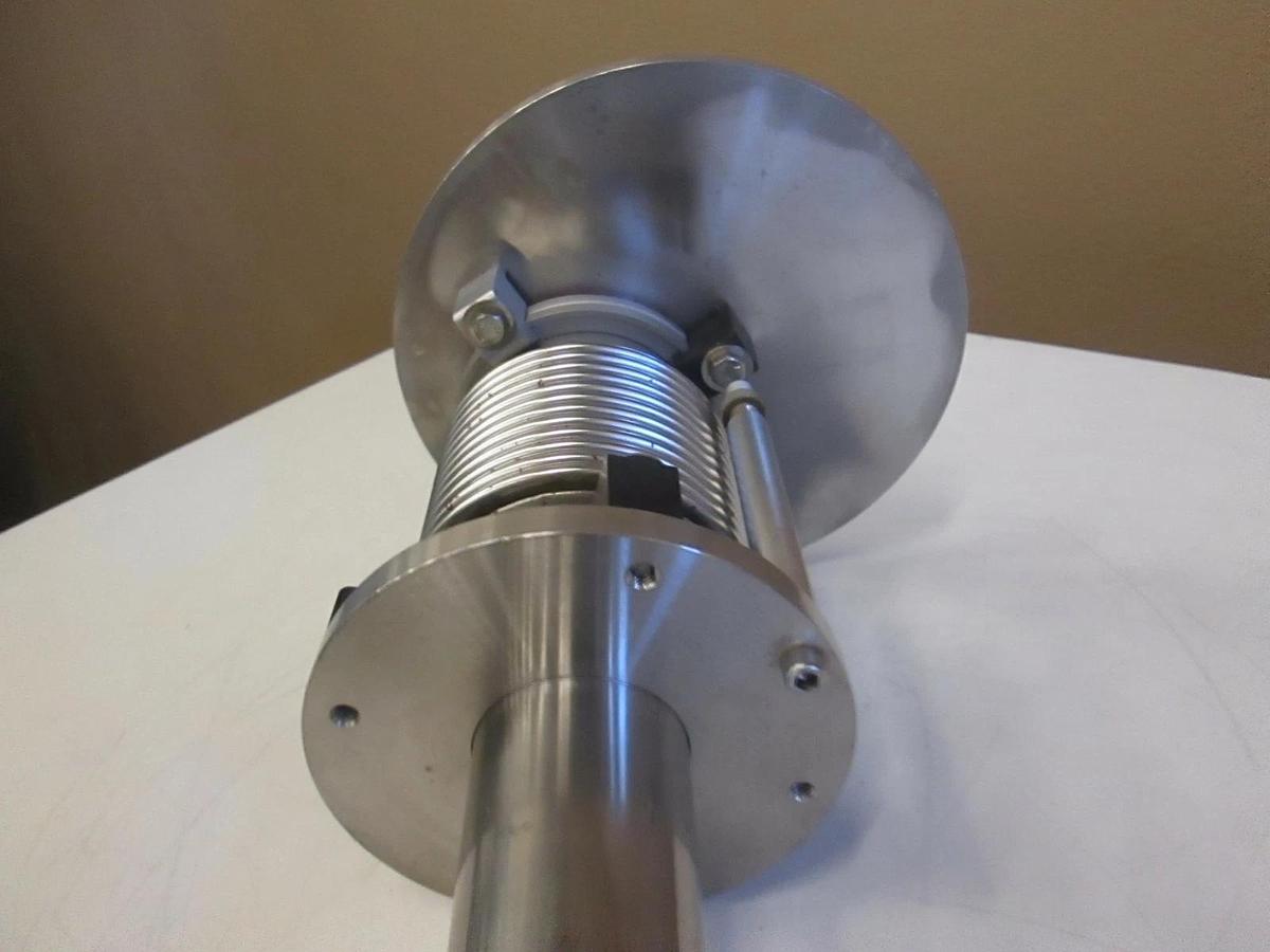 Used Cryco 100mm 1.25 sq Paddle Containment Tube and Door Closure Assy, Used