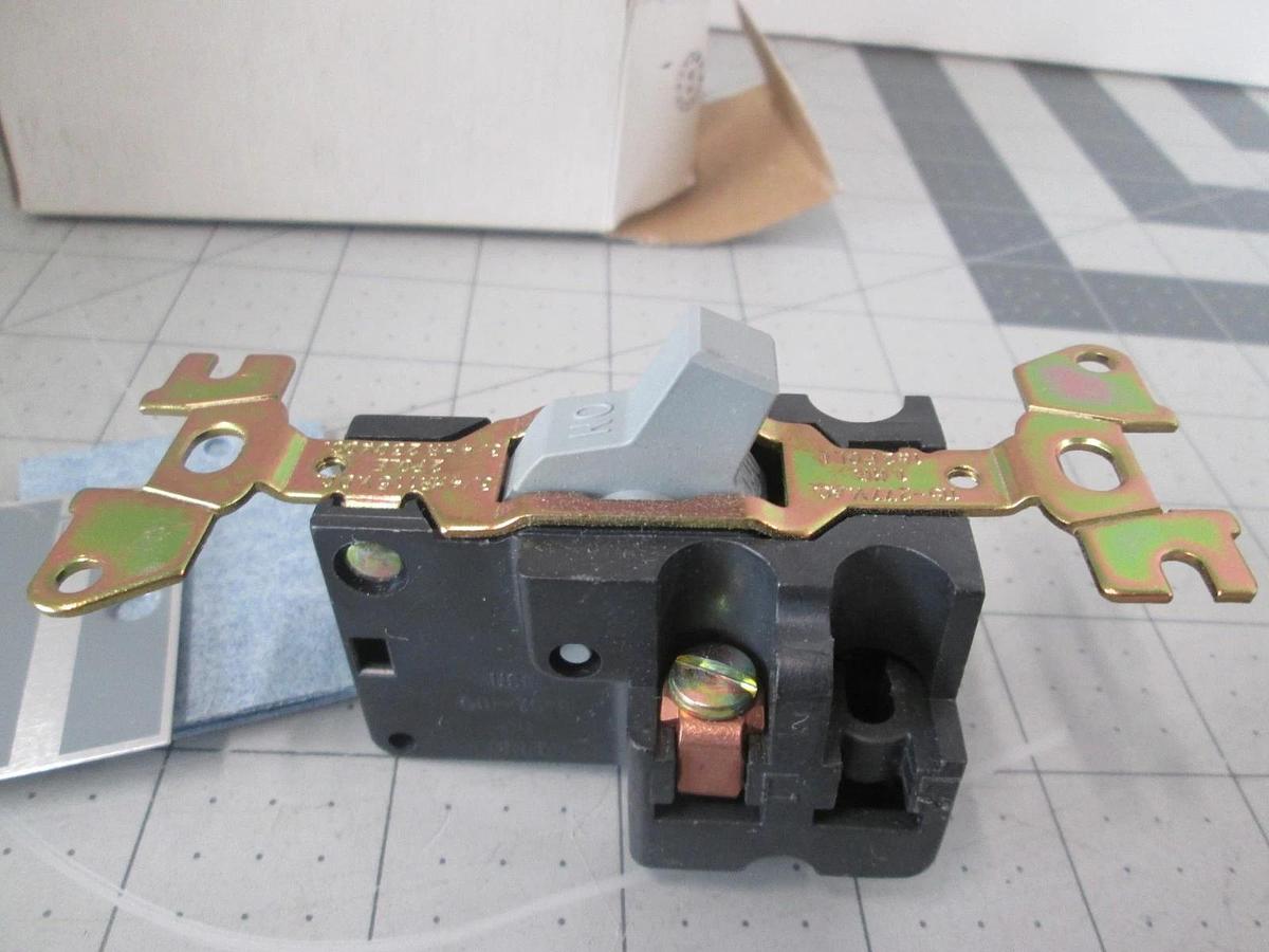 Square D, FO-1, FHP Manual Starter, Open Type, New