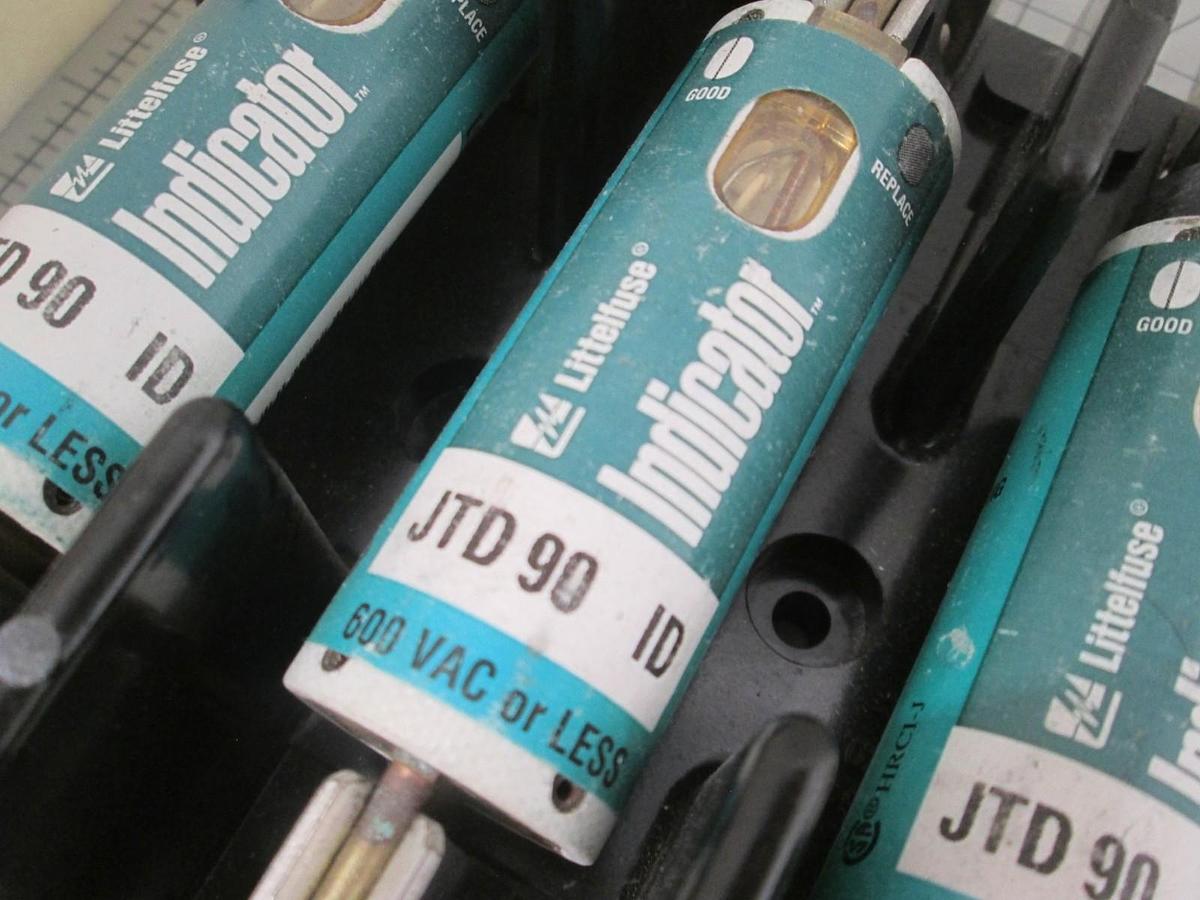 Used Bussmann, J60100-3CR Fuseholder w/ 3 Littelfuse JTD 90 ID Fuses, Used