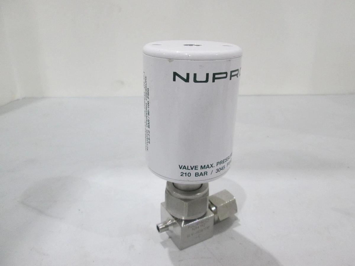 Used Nupro, 6LV-HDB111P-C, 3 Way High Pressure Valve, Butt End Weld/ FVCR, Used