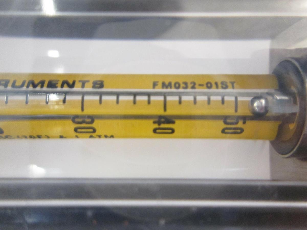 Used Cole Parmer FM032-01ST Valveless Flow Meter, 0-50 PSI, 1/4" Male