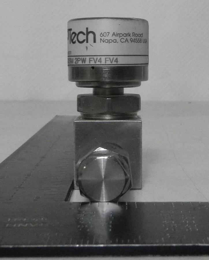 Used Aptech AP3580SM 2PW FV4 FV4 Valve, N/O, 1/4" FVCR, Used