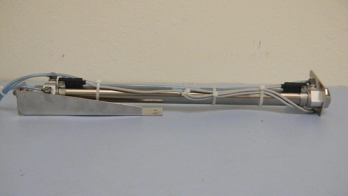Used SMC 10-CDM2B20-295-H7A1-XB9 Pnuematic Cylinder, Max Press.: 1.0MPa 10.2Kgf/CM2