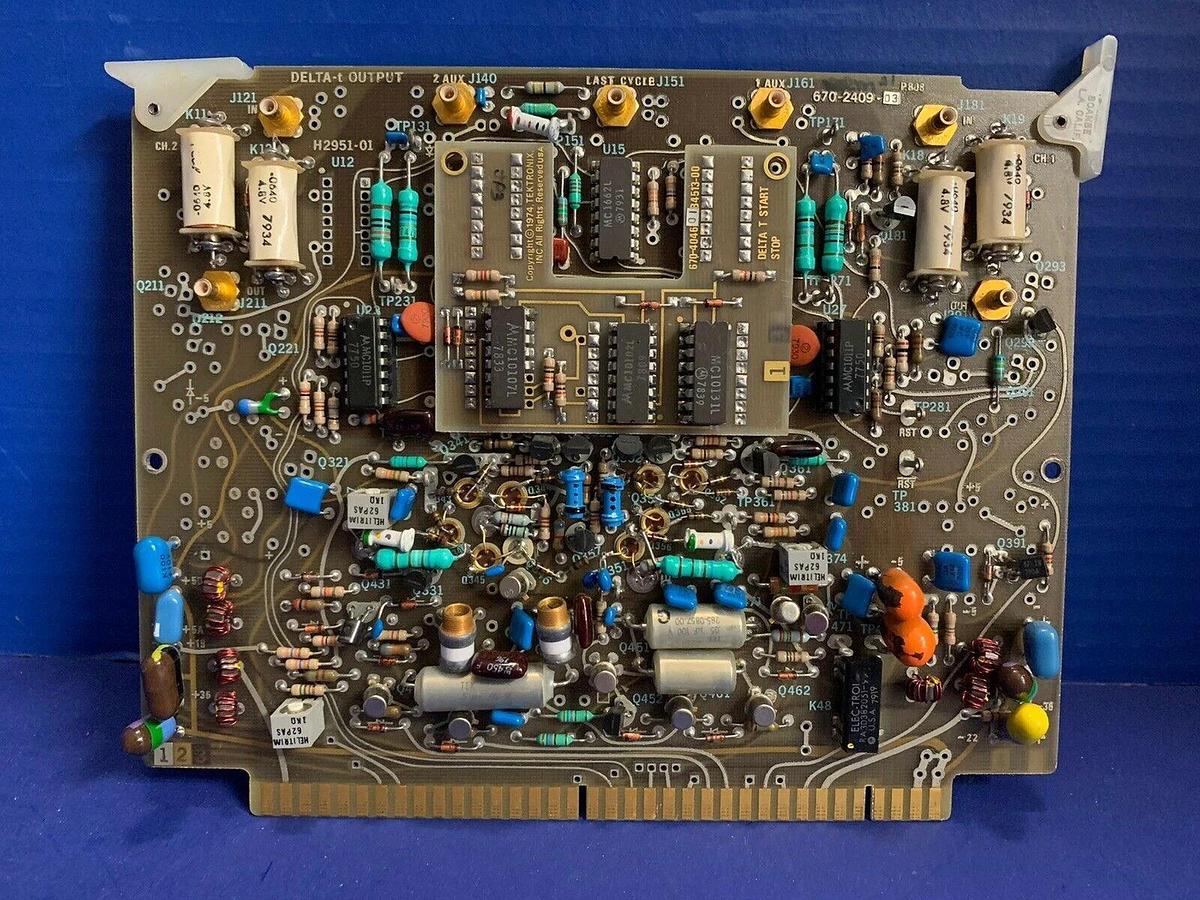 Used Tektronix 670-2409-03 Delta-t Output / 670-4046-01 Delta-t Start PCB Assy, Used