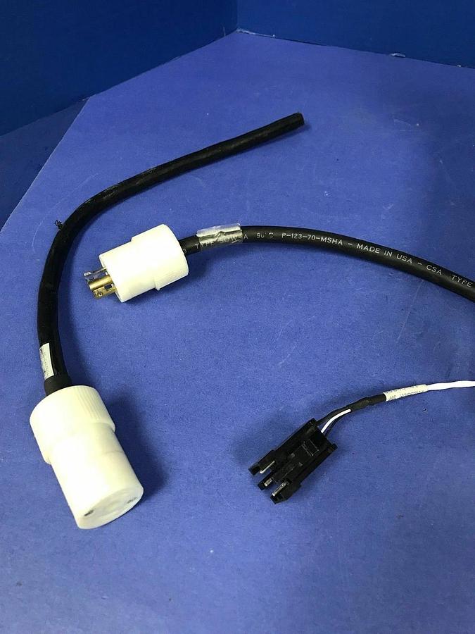 Used Dwyer 3003C Photohelic Gauge 0 to 3" Water, w/ Mounting Panel & Wiring, Used