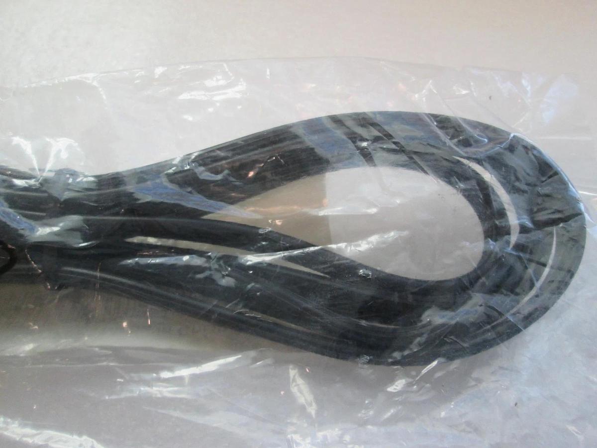 Used Dell, CN-05120P-50587-75R-0PKL, AC Adapter, New