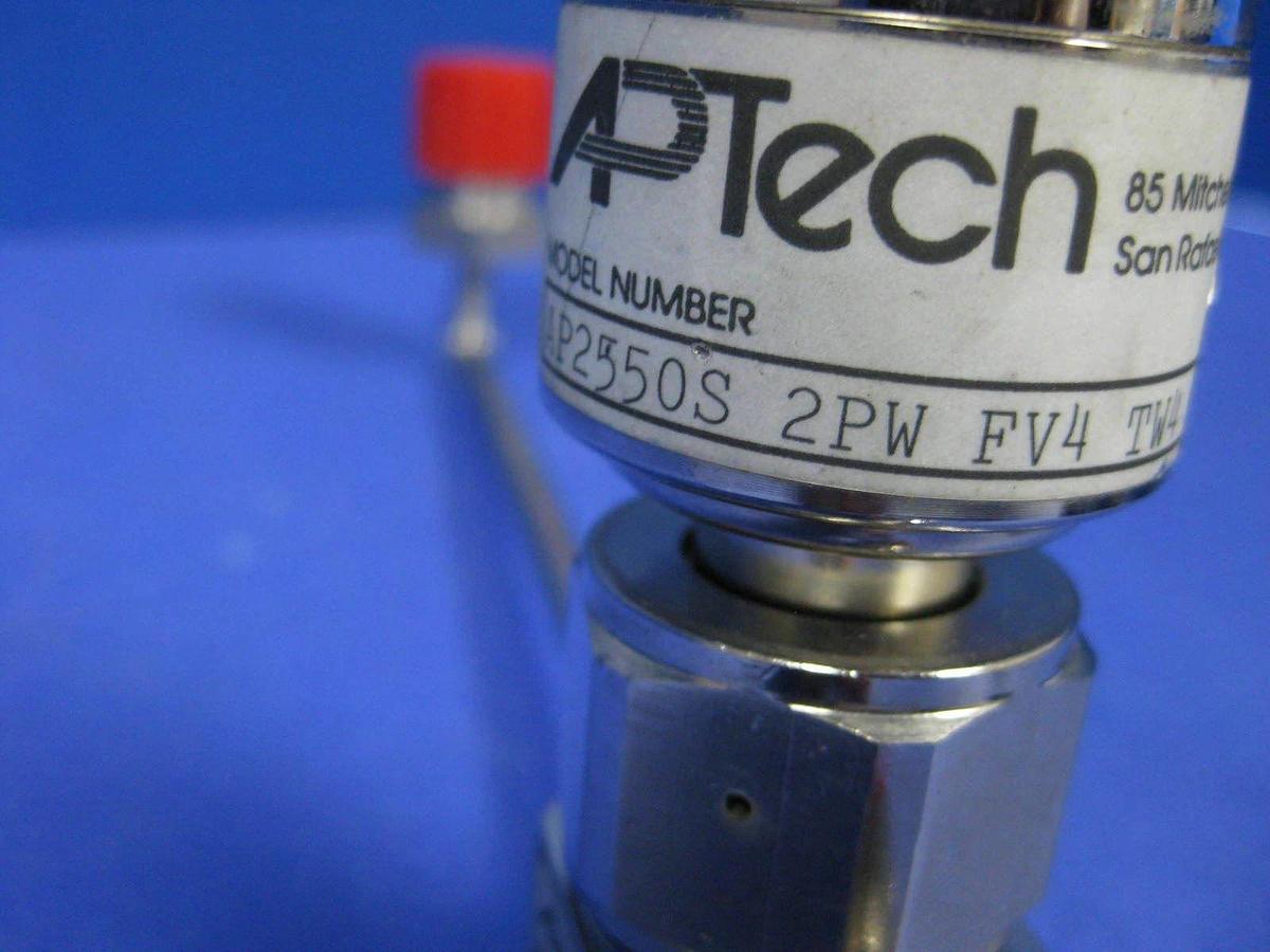 Used APTECH AP2550S 2PW FV4 TW4 Valve Assembly 1/4" FVCR x 1/2" MVCR