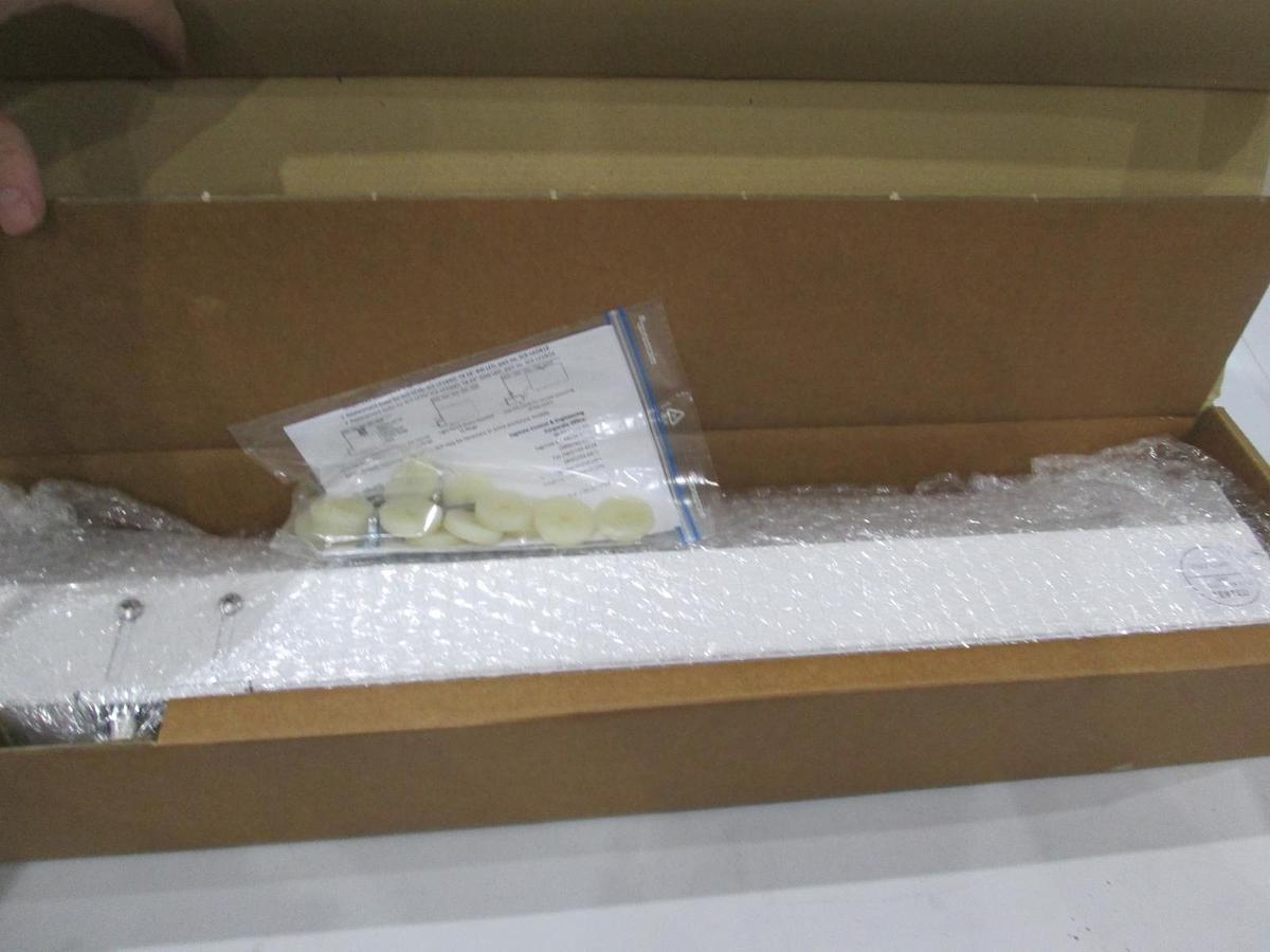 Saginaw Control, SCE-LF24NO, Cabinet Light Fixture, New