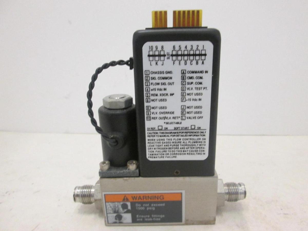 Used Brooks 5850E, Mass Flow Controller MFC, O2, 0-5 SLPM, 1/4" MVCR, Used