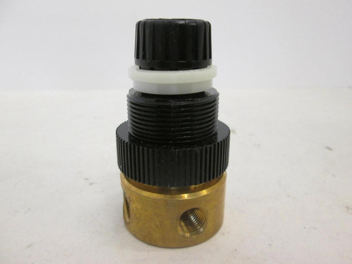 Used Norgren, 10 PSIG Max Regulator, V06-221-NGAA, Used