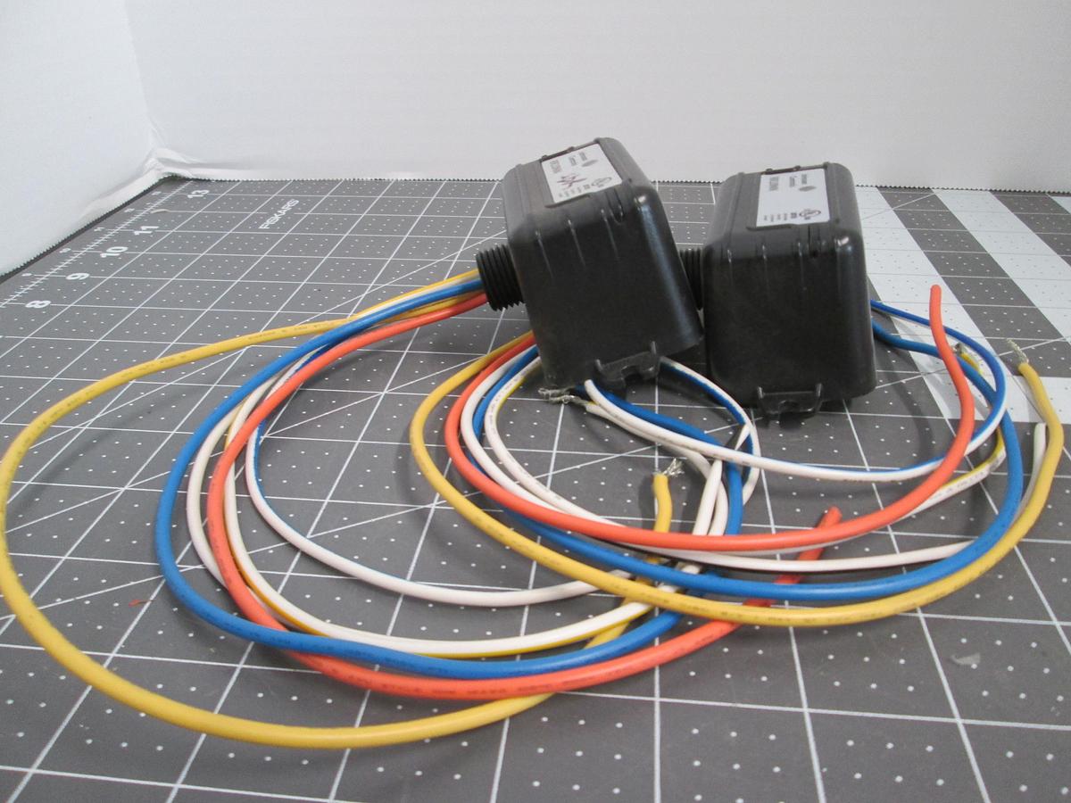 Used Johnson Controls, RR10NN, Ready Relay 10A SPDT Pilot Relay Lot Of 2 Used