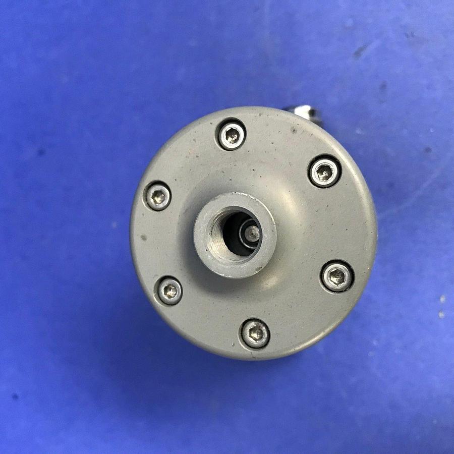 Used Qualiflow ASM Pneumatic 3-Way Test Helium Valve, 3x10(-9) atm.cm3/sec, NO, Used