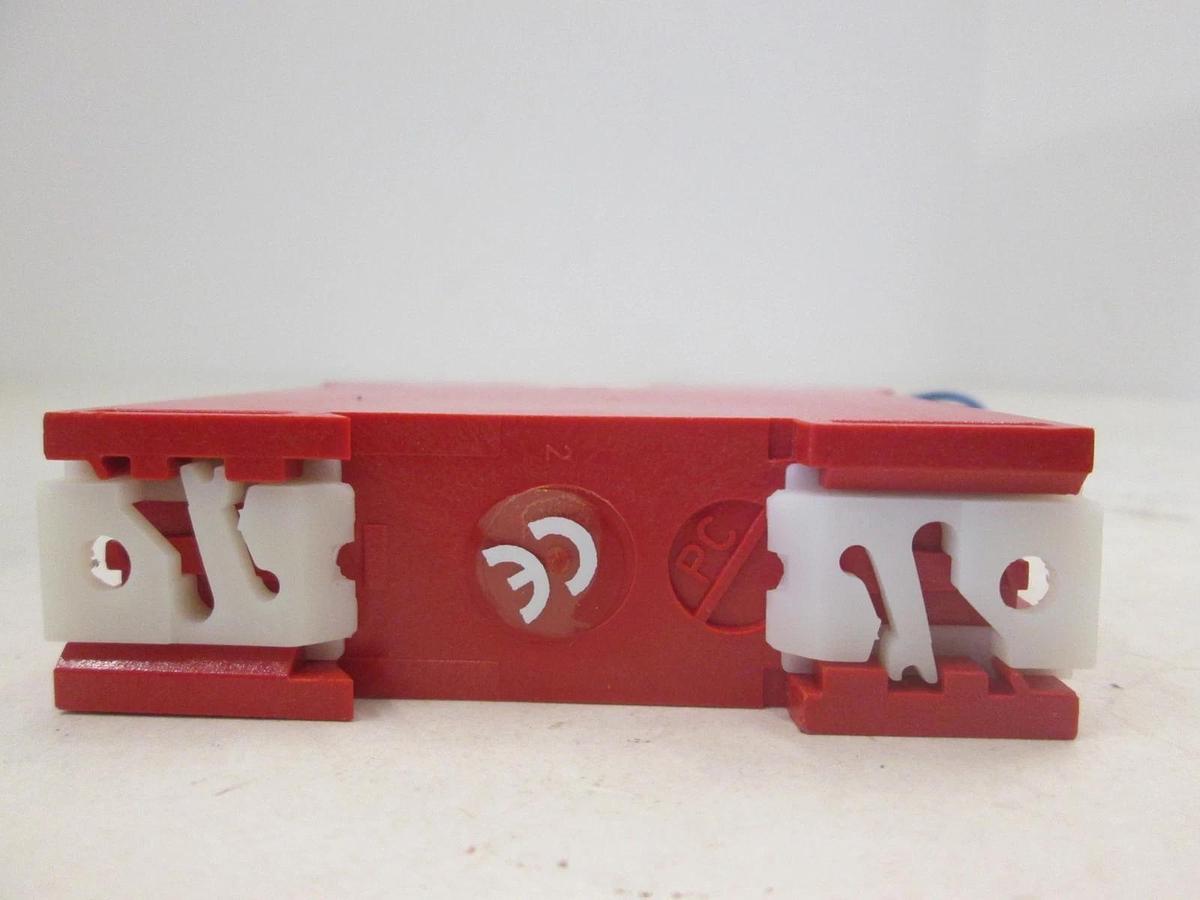 Used STI, Safety Relay Unit, MC S-Series, 230V, 4A, Used