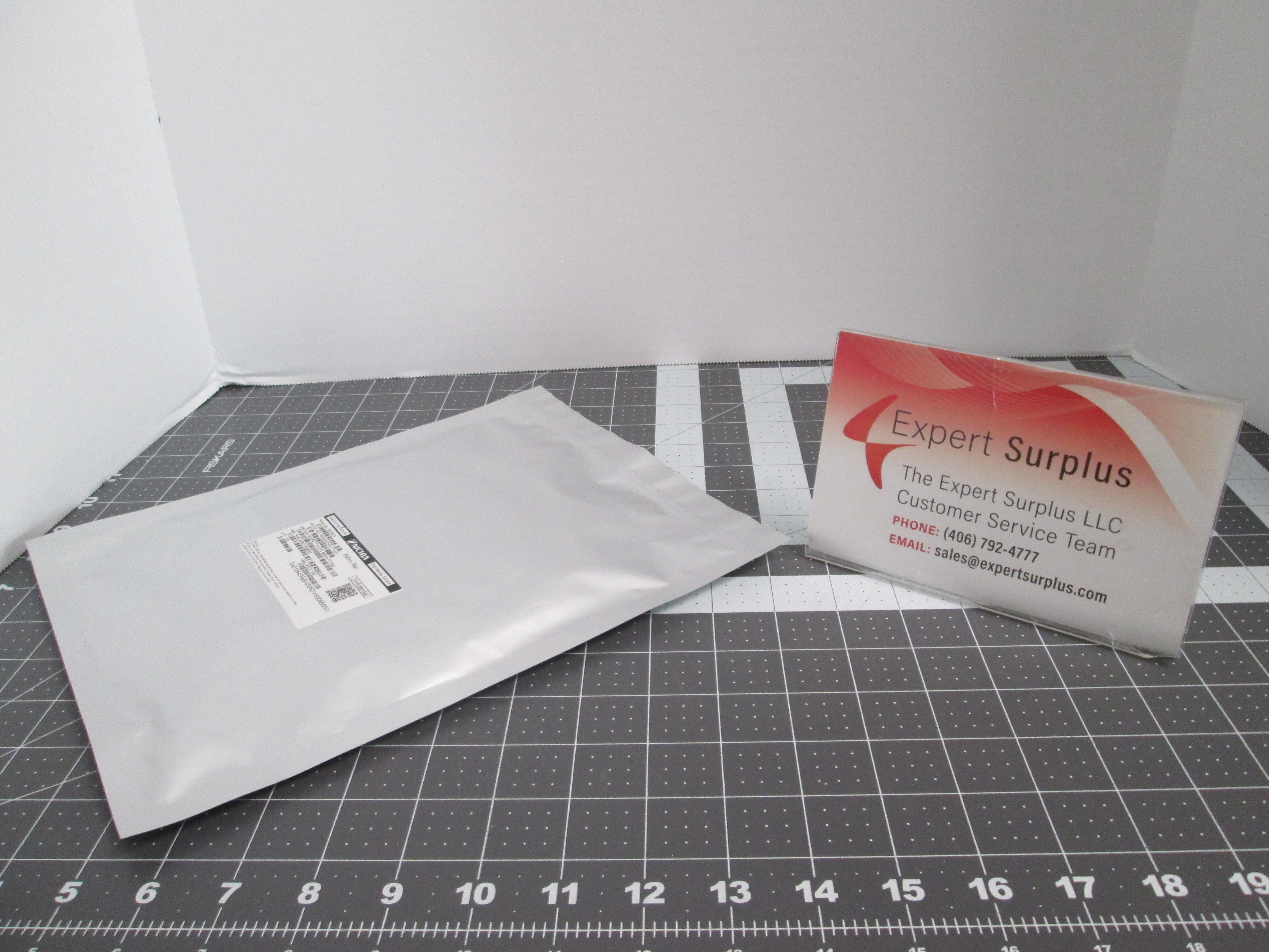 Used Nichia, NCSRE17AT-V1E, 660nm Red LED Engineering Sample 100 PCS MO-18294