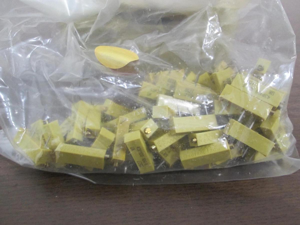 Spectrol, 43P100, 10 Ohm Trimmer, New, Lot of 100