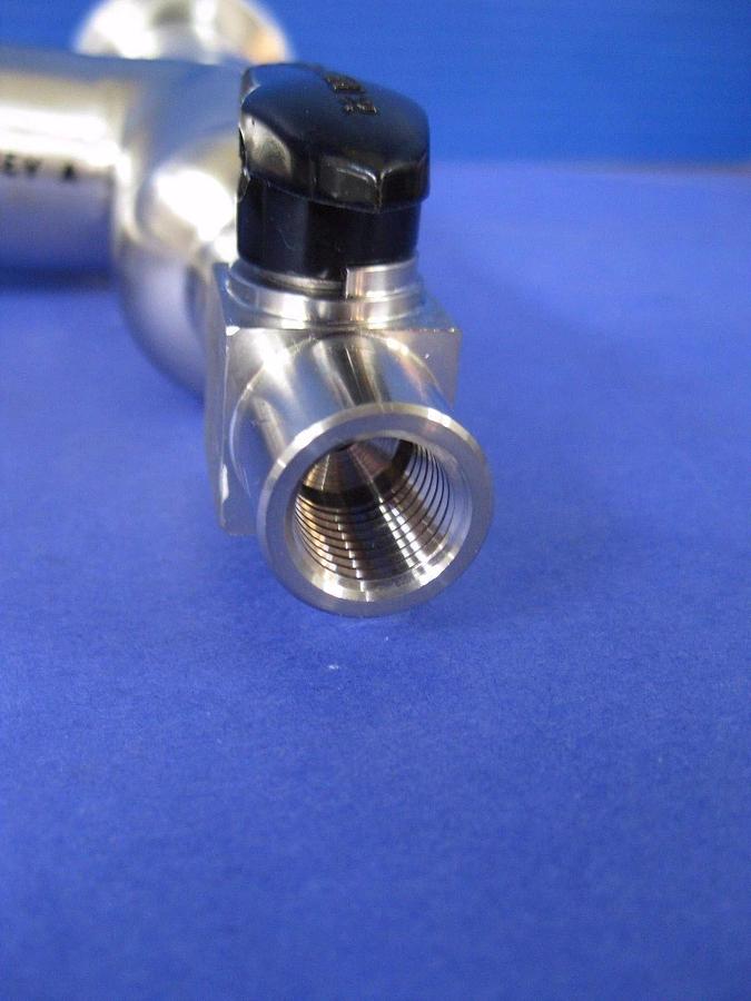 Used SS TEE Vacuum Pipe Weldment NW40, w/SS-4P4T5 Plug Valve 1/4" FNPT, New