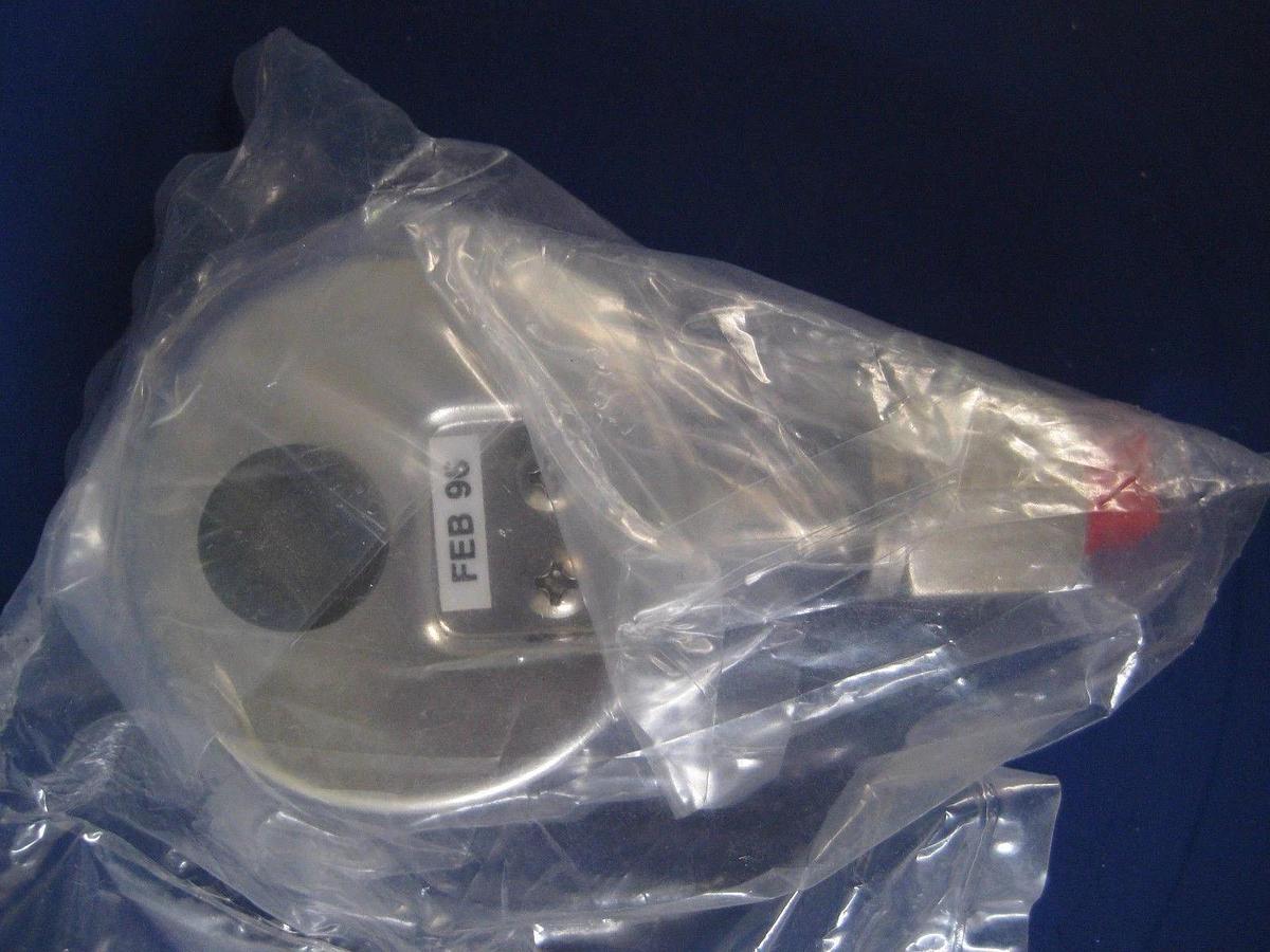 Used Span Instruments 2" Cleanroom Gauge 01-0127-D, 0-1000 psi, 1/4" FVCR, New