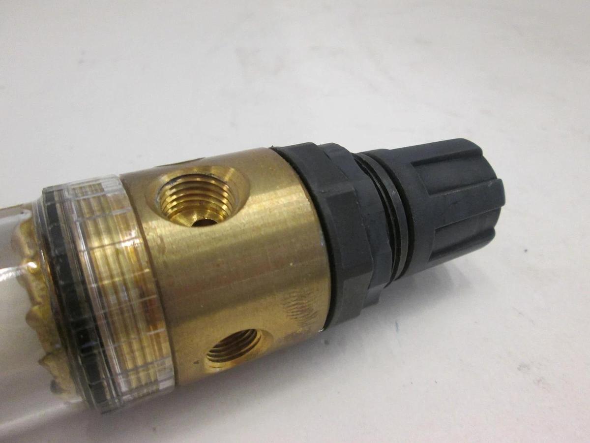 Used Dixon, C04-02M, 150 PSIG, Filter Regulator, Used