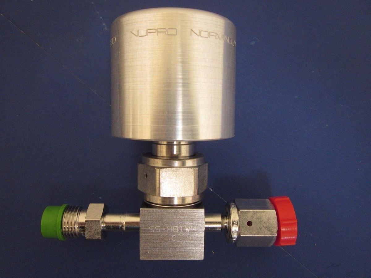 Used Nupro SS-HBTW4-C High Pressure Bellows Sealed Valve, 1/4" MVCR x 1/4" FVCR, Used