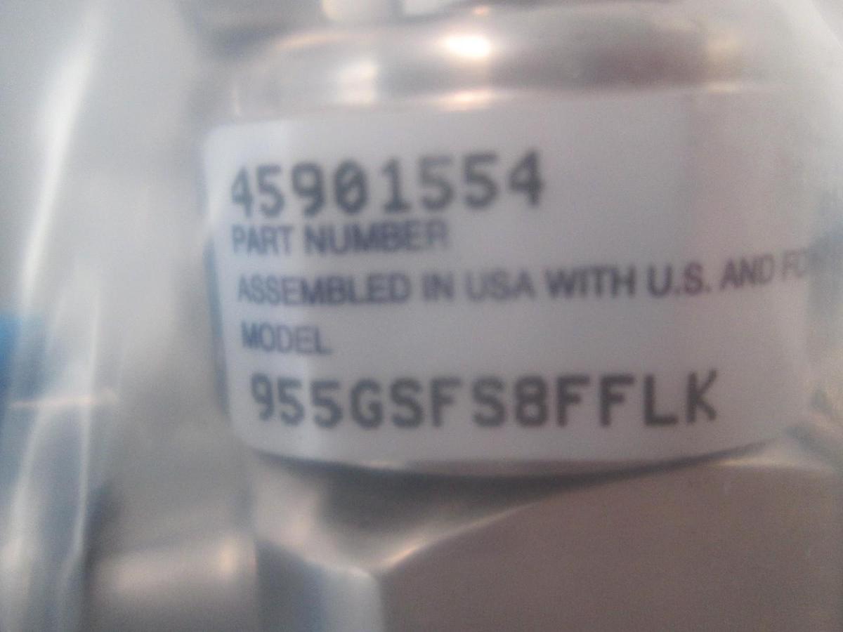 Used Parker, 955GSFS8FFLK, 2 Port, NC, Manual Valve, 1/2" FVCR x 1/2" FVCR, New