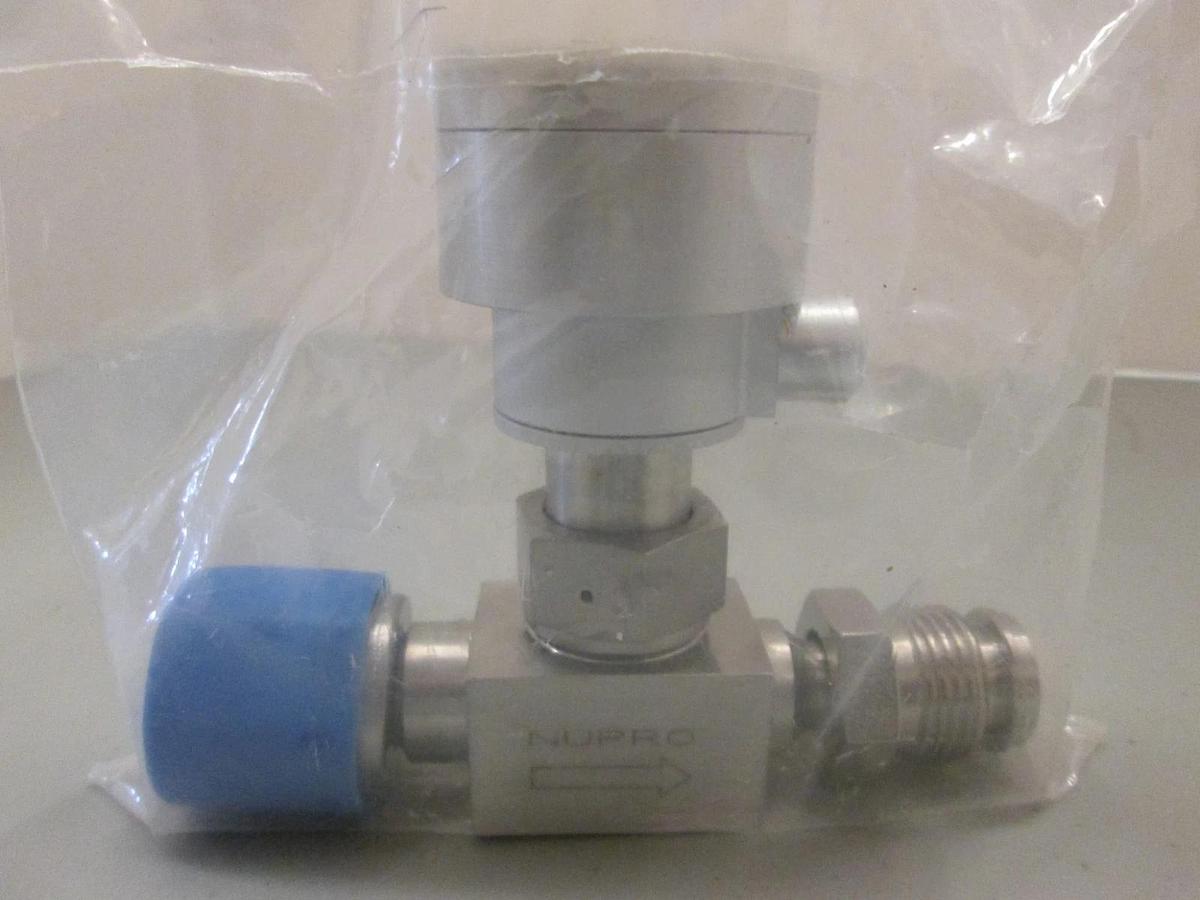 Nupro, Pneumatic Valve SS-8BK-V84-VP1C, 1/2" FVCR, New