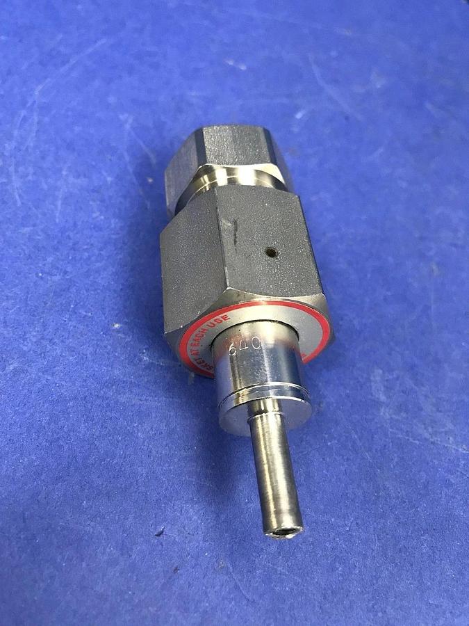 Used CGA 640 Cylinder Inlet Connection w/ CGA 632-642 Nut, Used