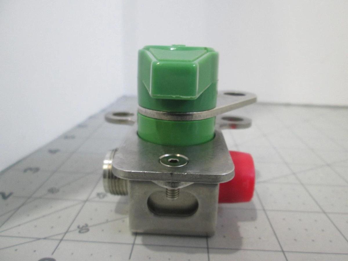 Used Swagelok, SS-8P6T-LD, Quarter Turn Lock Valve, Used