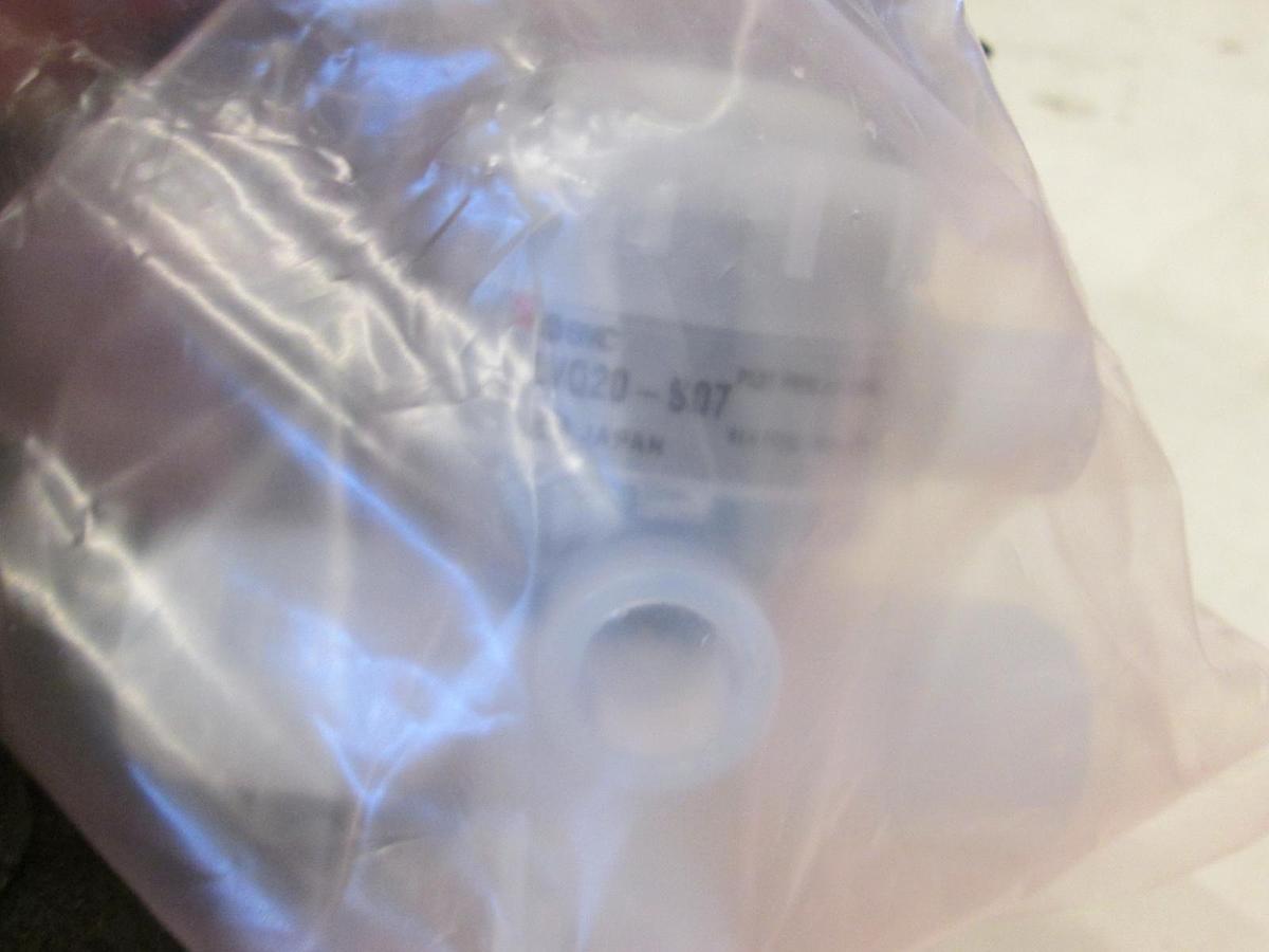 Used SMC, Viper Valve, Model LVQ20-S07, New