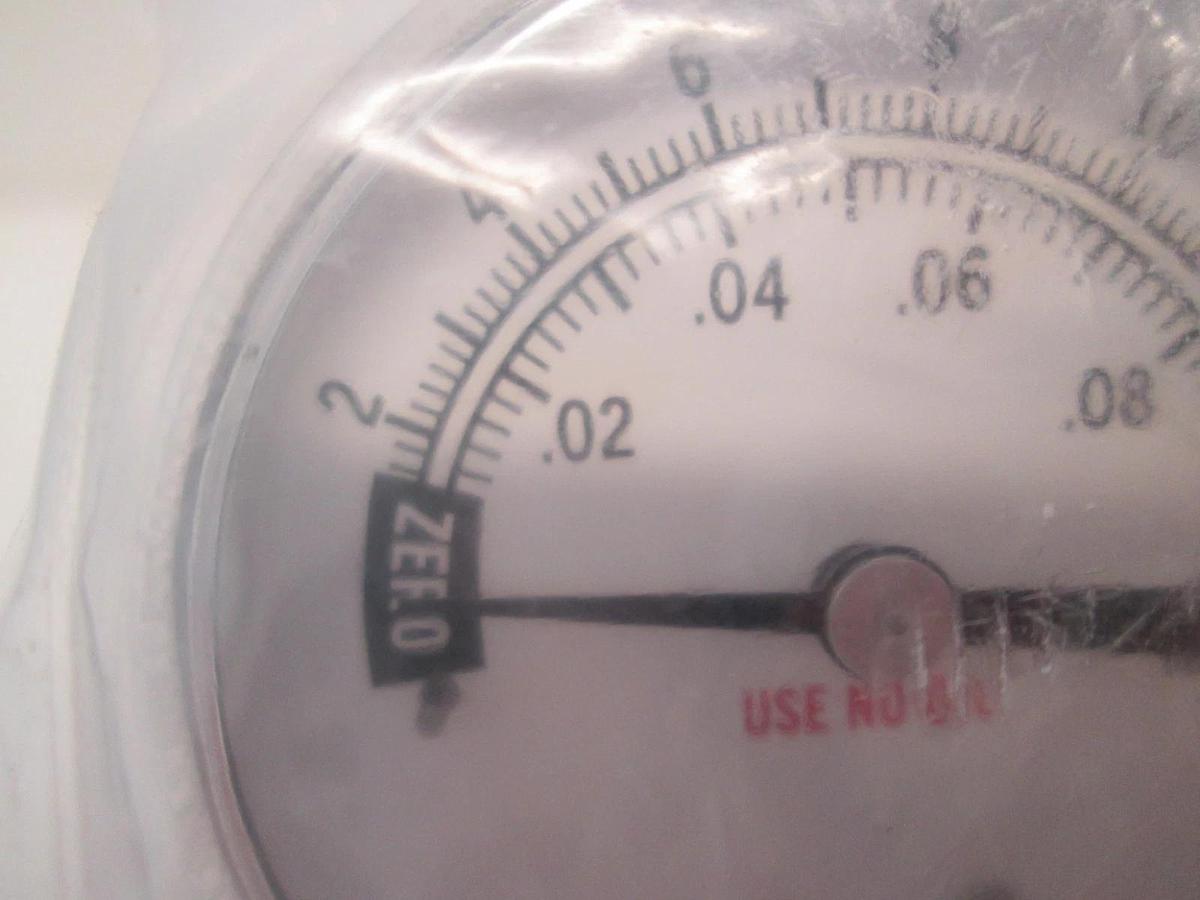 Millipore, 0-15 PSI, 01-3135 Pressure Gauge, Back Mount, New