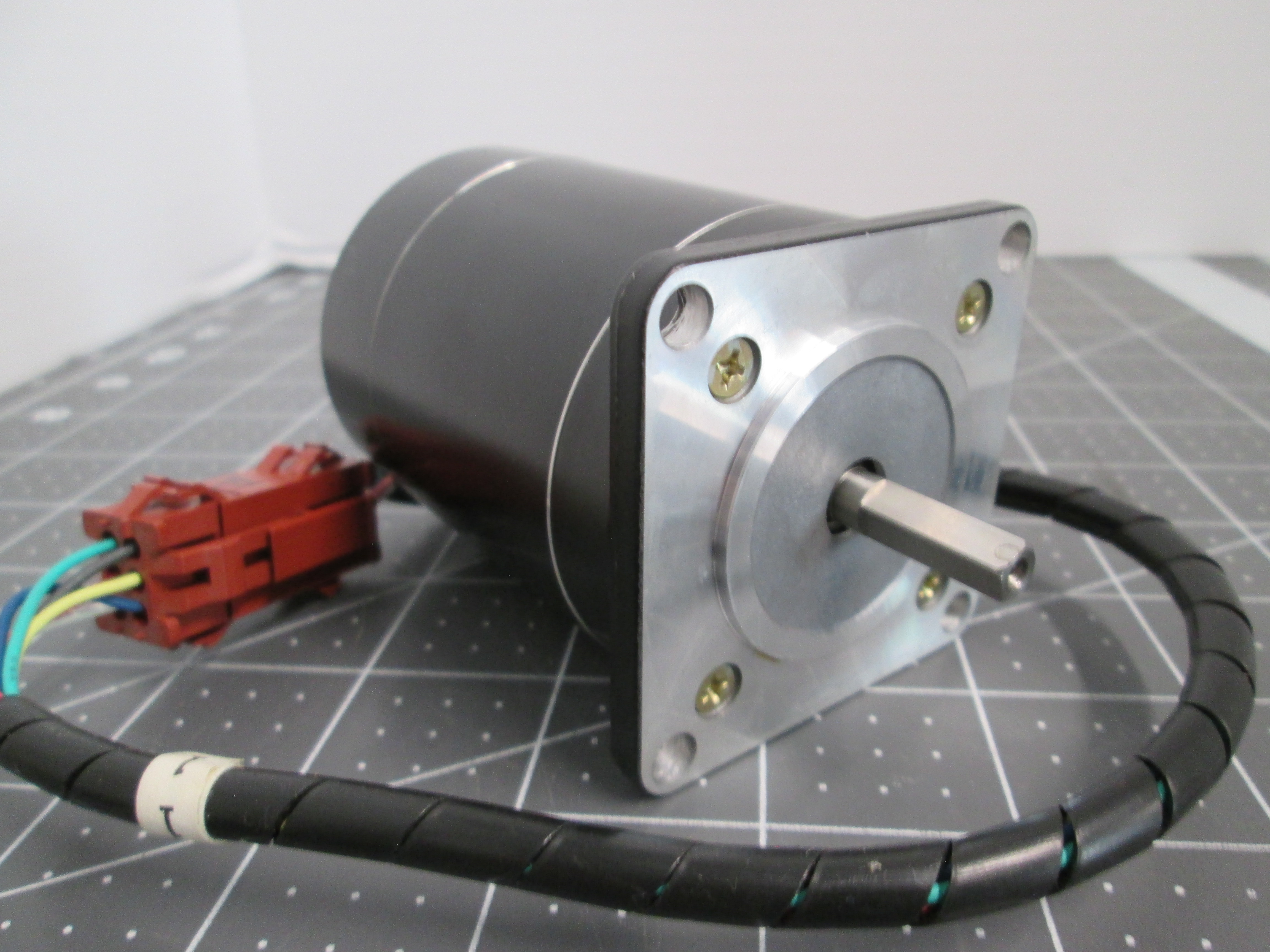 Used Vexta Oriental Motor PH268-21-A27 2-Phase Stepping Motor DC 5.4V 1.5A