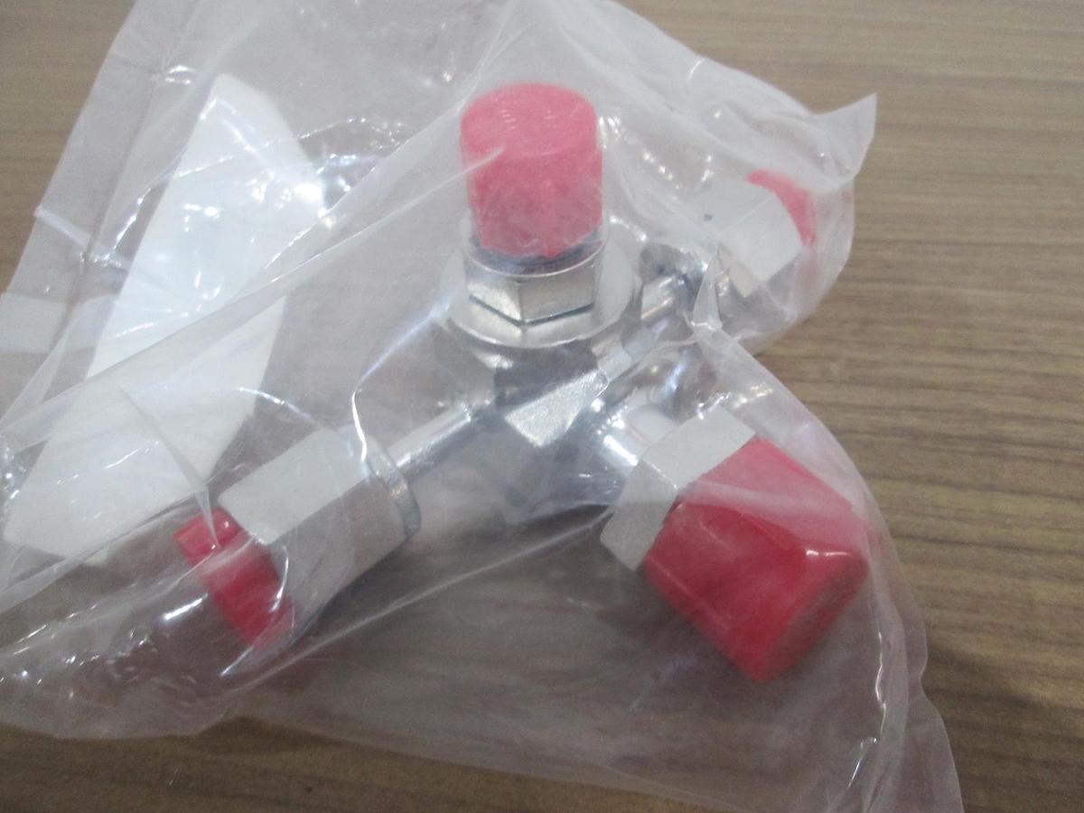 Used AMAT, 0225-32215, 4 Connector, Modified Weldment, Used