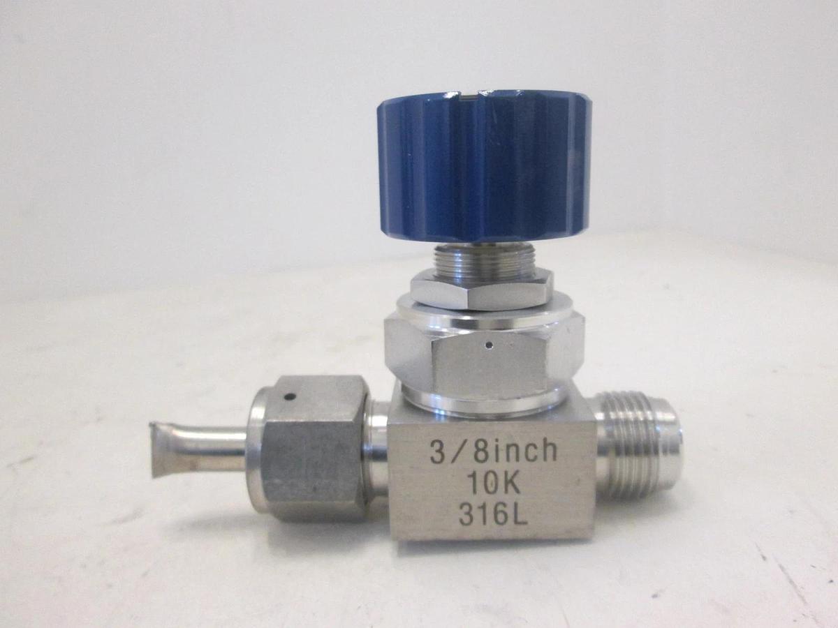 Used Nippon Sanso, 316L 10 K 3/8", Stainless Steel Valve, Used