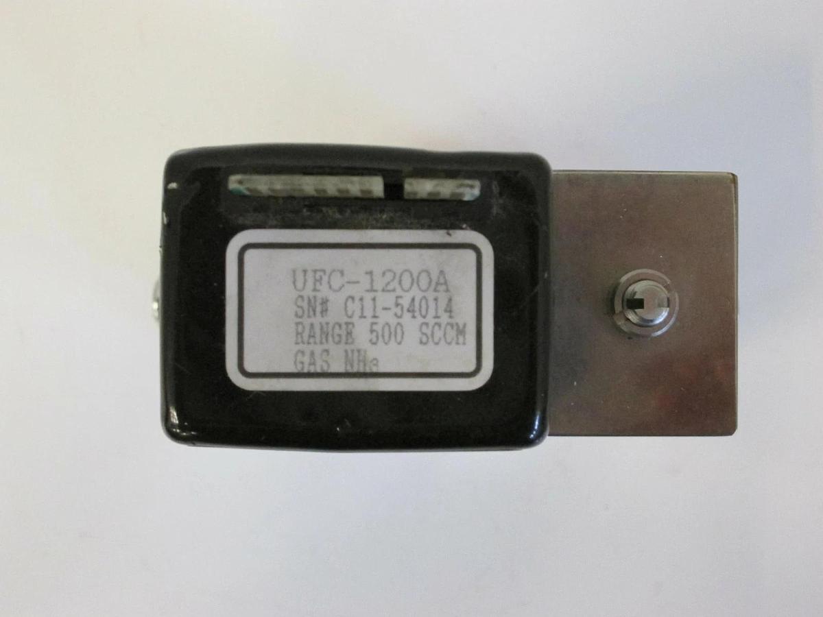 Used Unit UFC-1200A Mass Flow Controller MFC, NH3, 500 SCCM, 1/4" Male