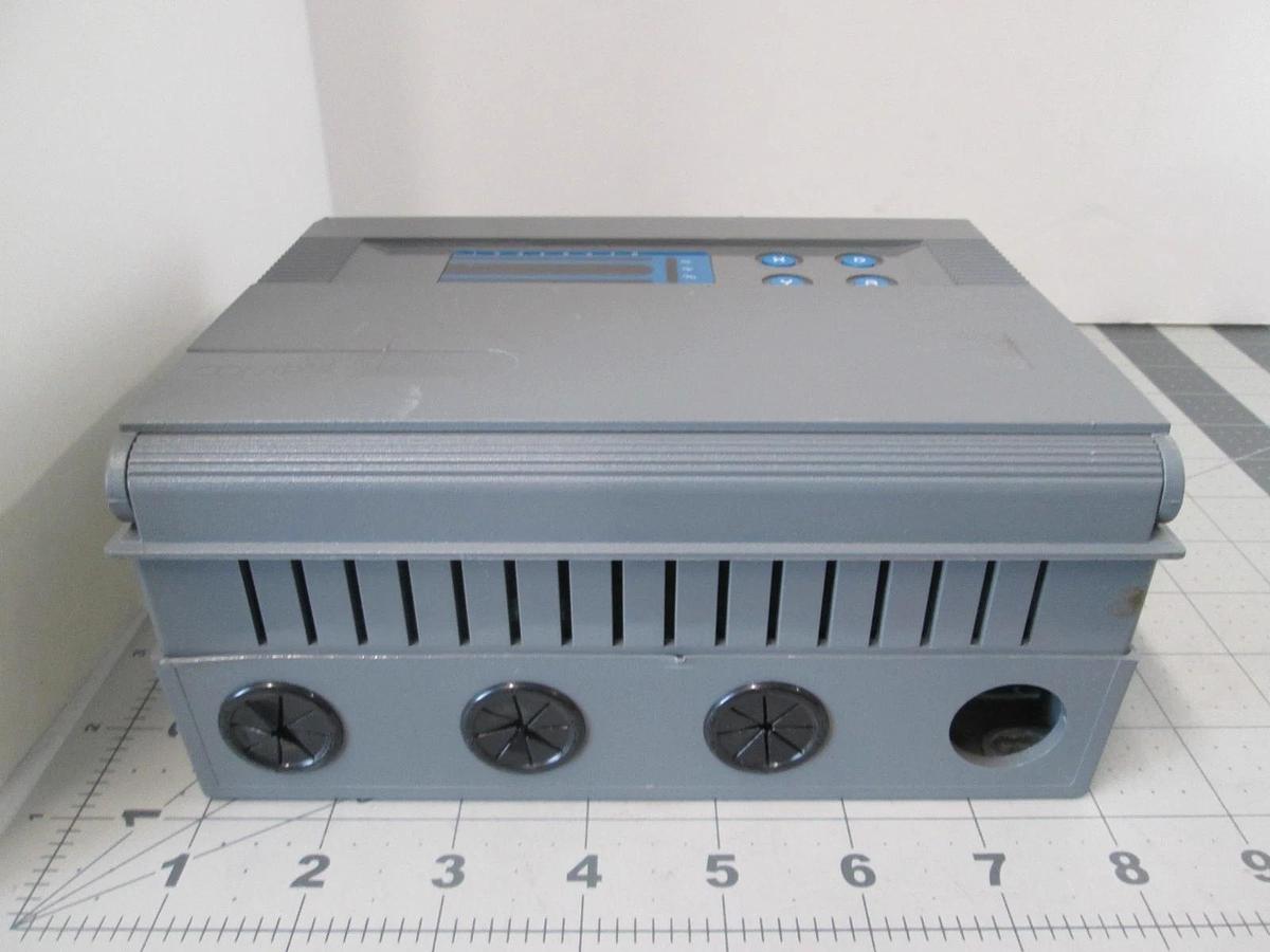 Johnson Controls, AS-LCP200-0, Lab & Central Plant Controller 24V, Used
