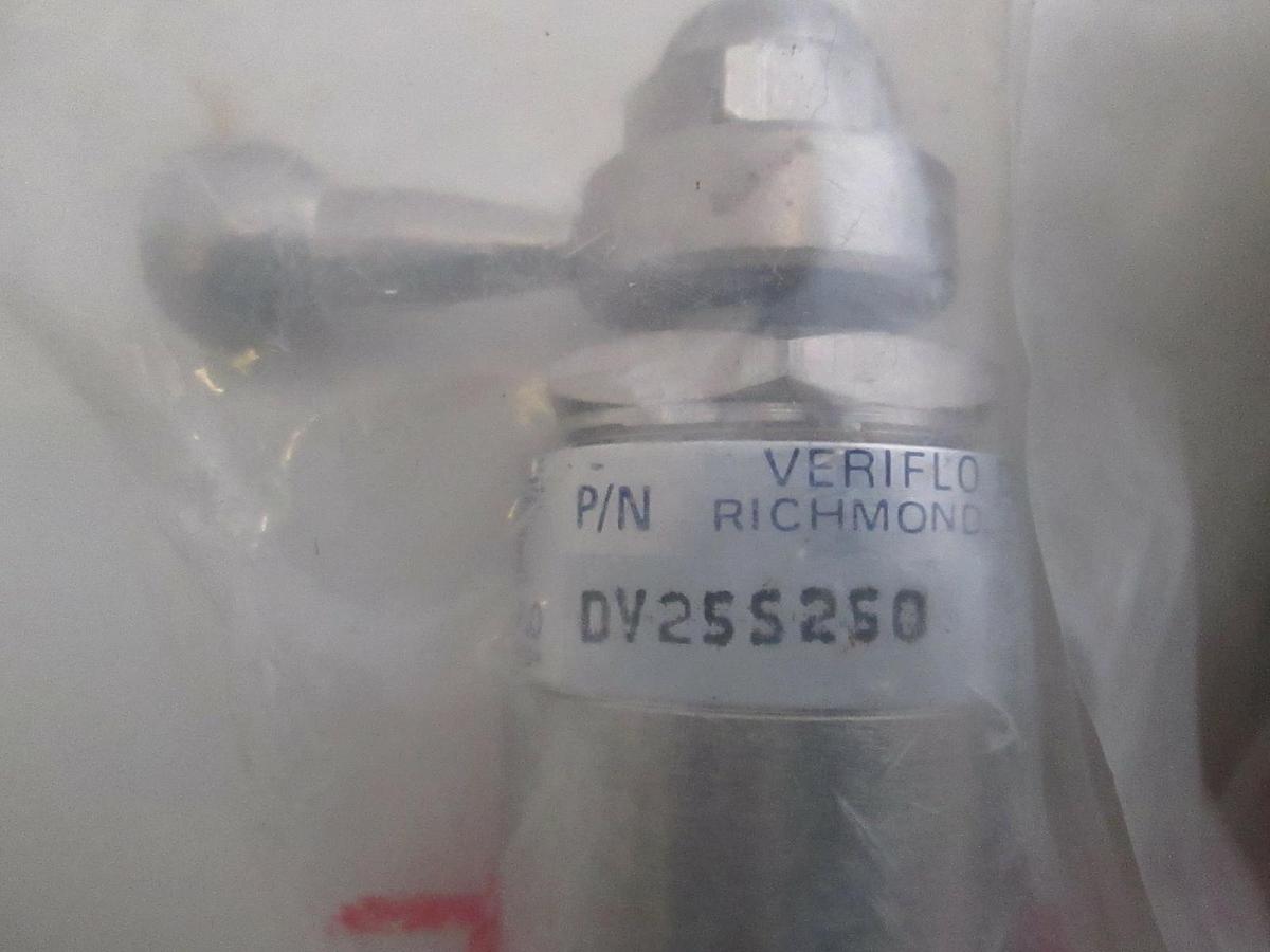 Used Veriflo, DV255250, Stainless Steel Valve, New, Lot of 3