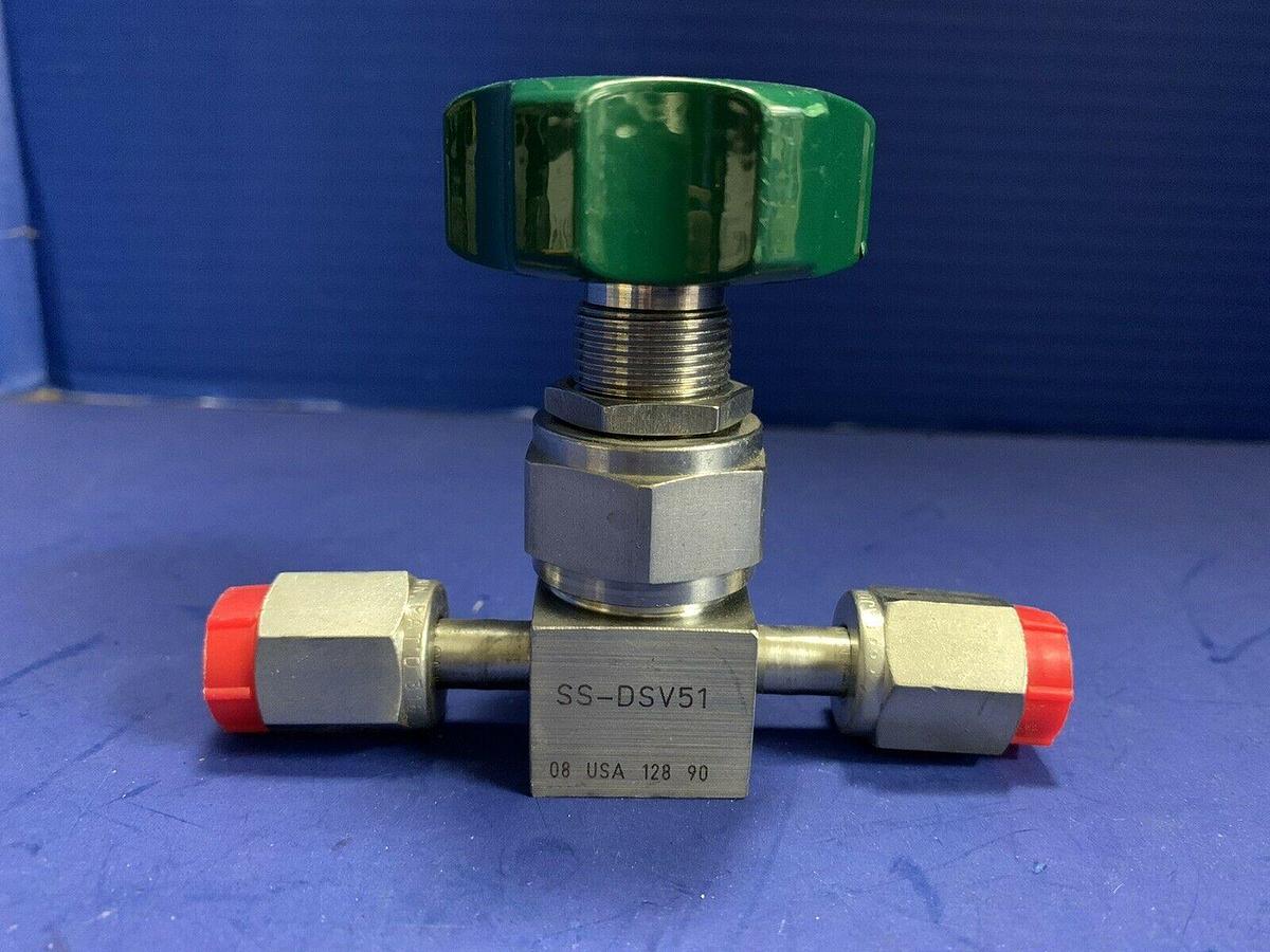 Used Nupro SS-DSV51 Manual Valve, 1/4" FVCR/FVCR, Used