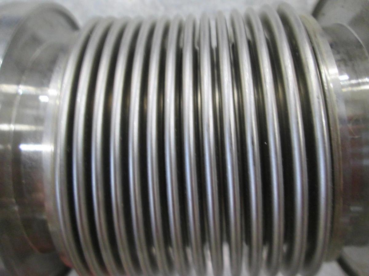 Used Stainless Steel Formed Bellows Vacuum Pipe / Hose, 5 1/2"L, 107MM Flange, Used