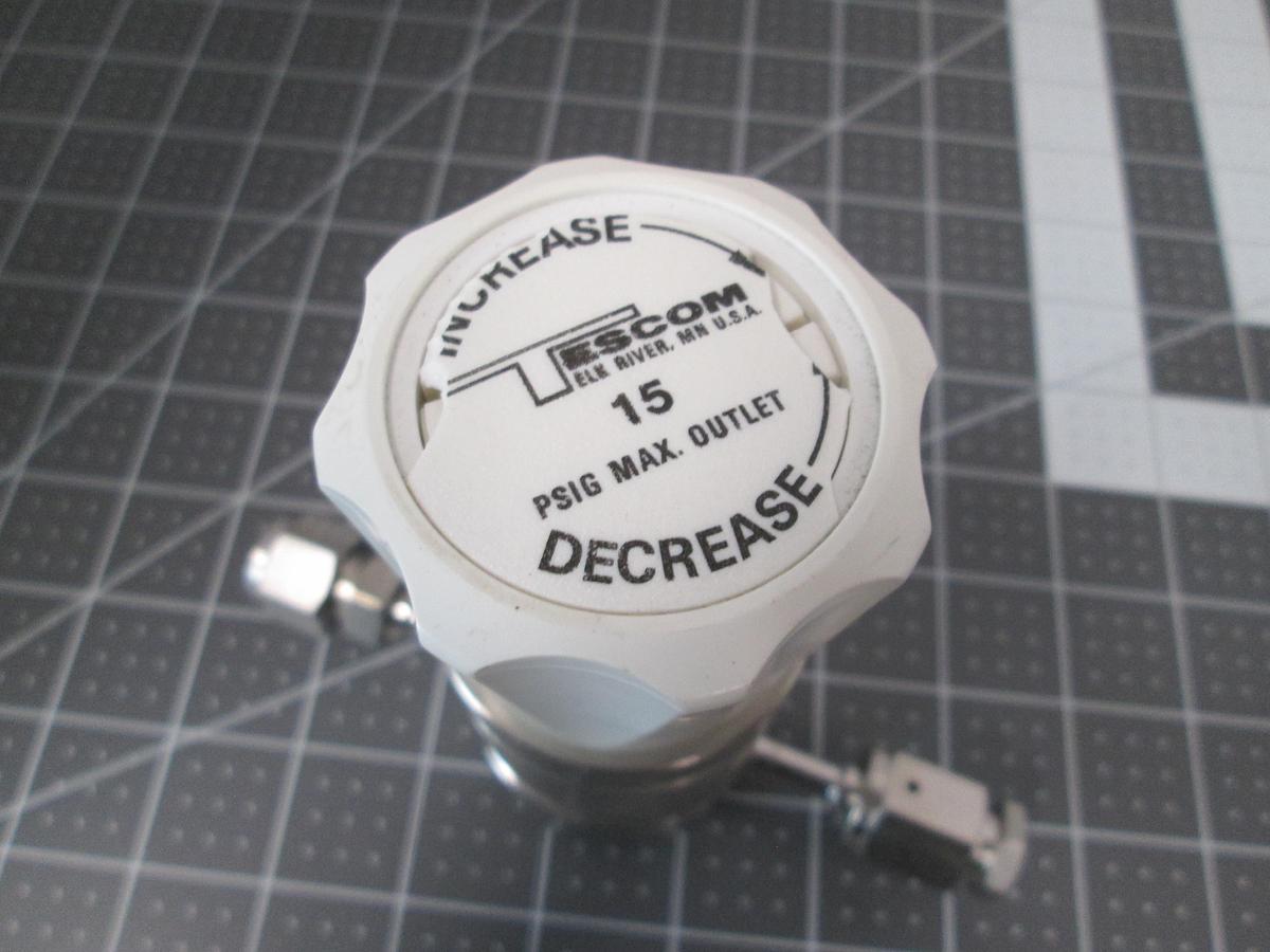 Used TESCOM, High Purity Gas Pressure Regulator 120PSI, 1566018900-006