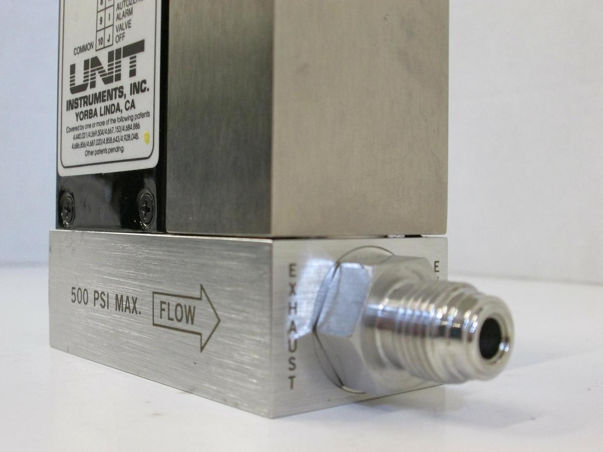 Used Unit UFC-1100 Mass Flow Controller, CF4, 300 SCCM