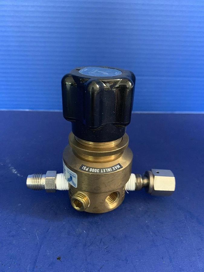 Used Veriflo IR400B4PXX4PM Brass Regulator, 4 Ports, 1/4" MVCR, Used