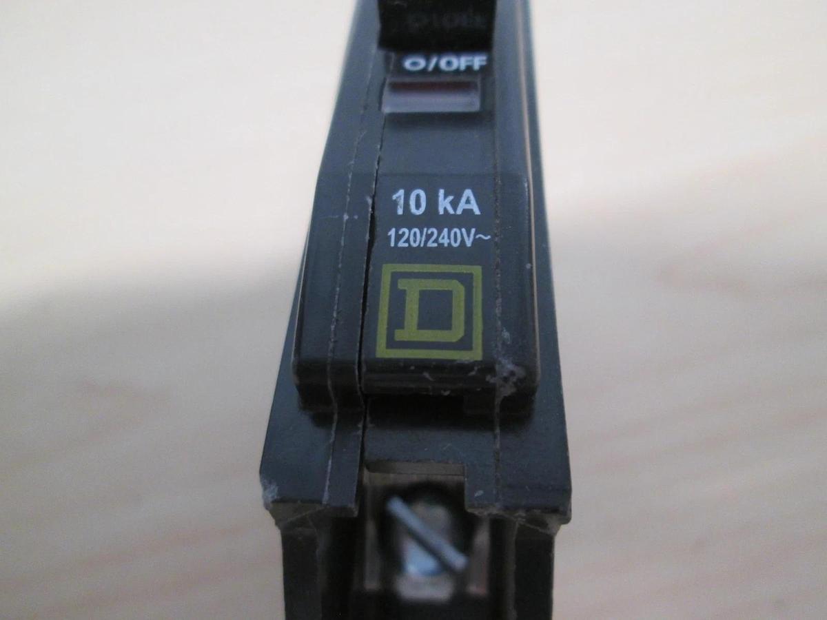 Used Square D, ZZ-7158, Type QOB, Single Pole Circuit Breaker, 10kA, Used