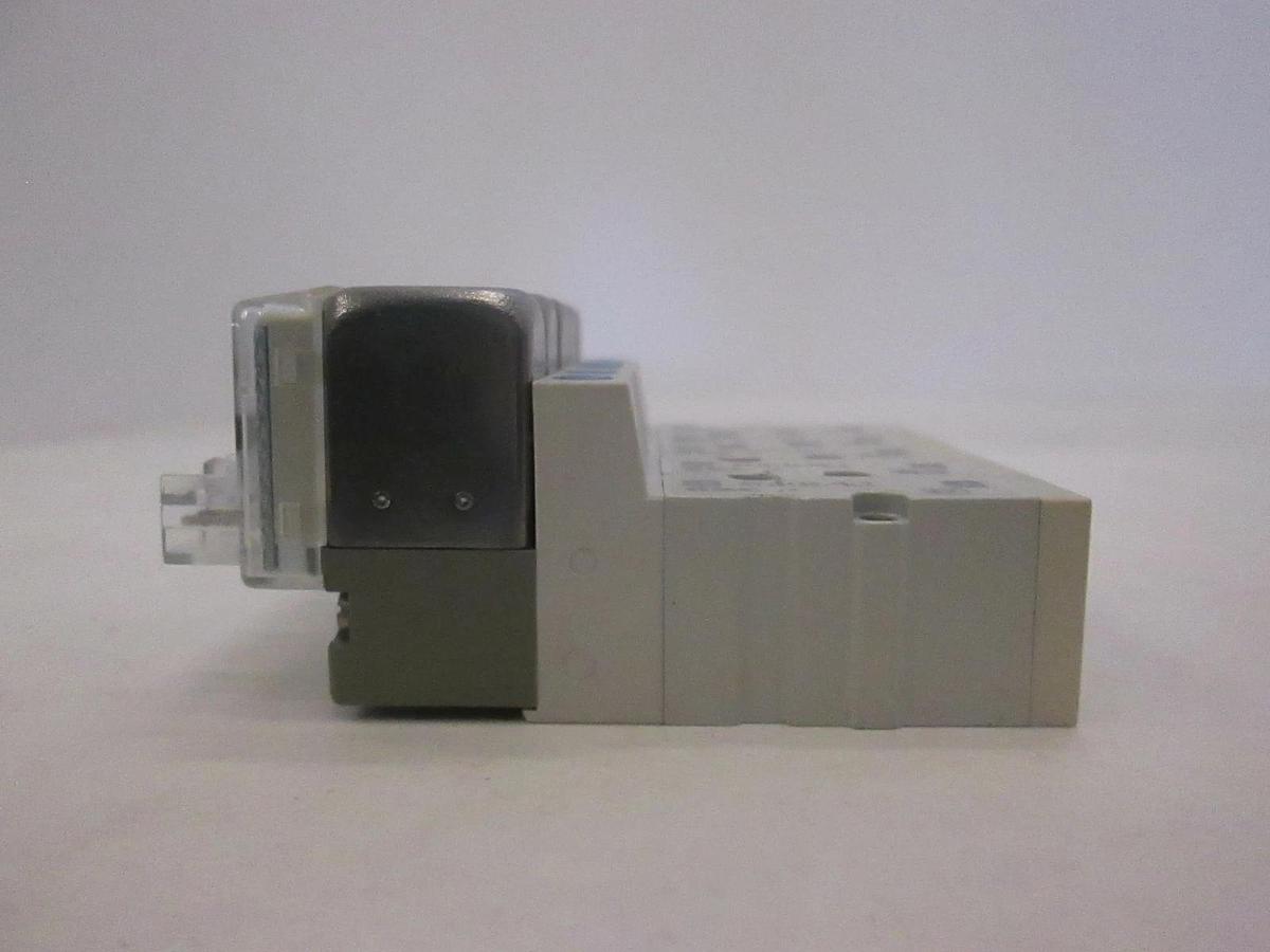 Used SMC, Solenoid Valve, SY3130-5LZ, Used, Lot of 5