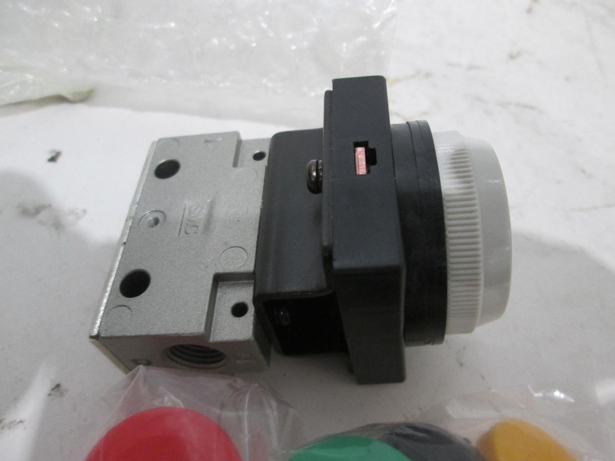 SMC, NVM130-N01-33, Pneumatic Valve Switch, New