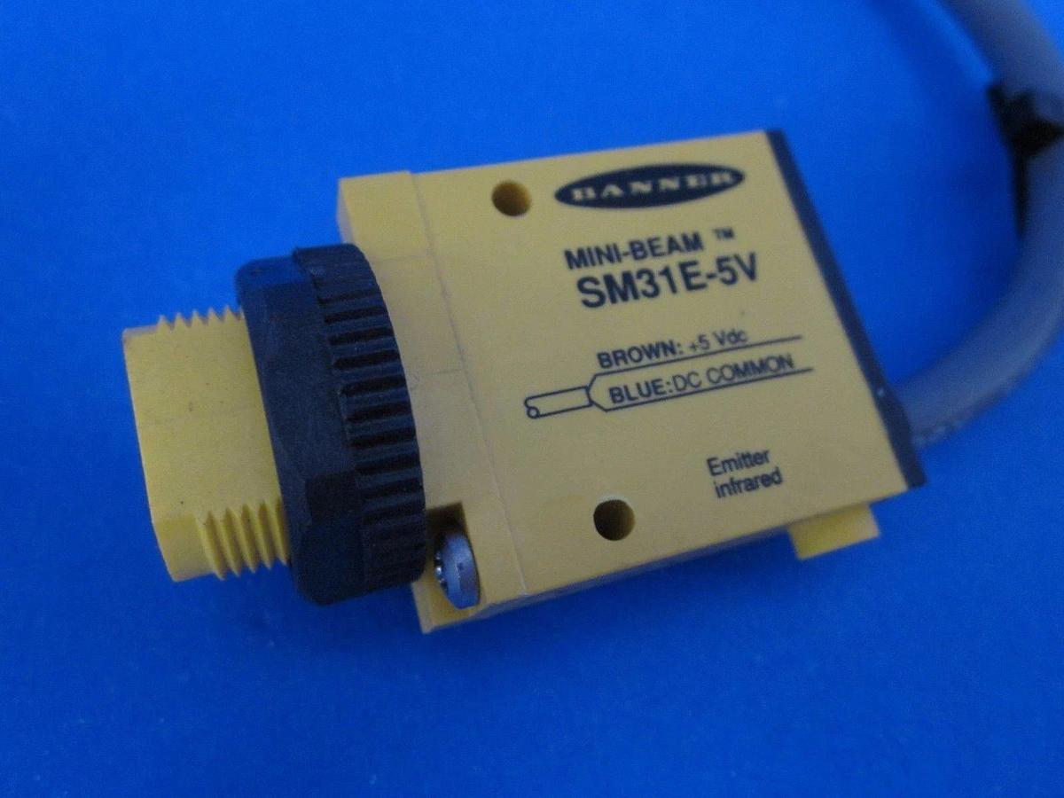 Used Banner SM31E-5V MINI-BEAM Emitter, 5VDC - LOT of 4, Used