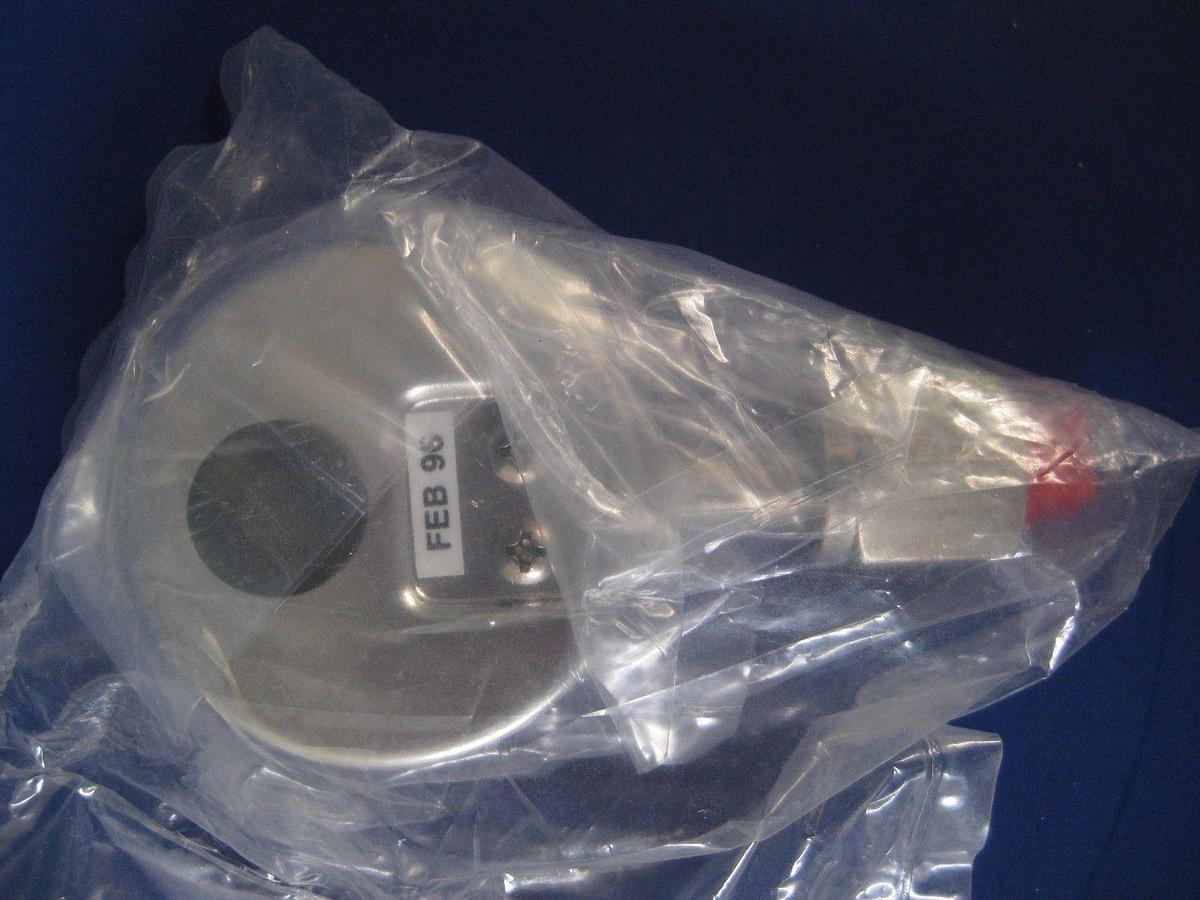 Span Instruments 2" Cleanroom Gauge 01-0127-D, 0-1000 psi, 1/4" FVCR, New