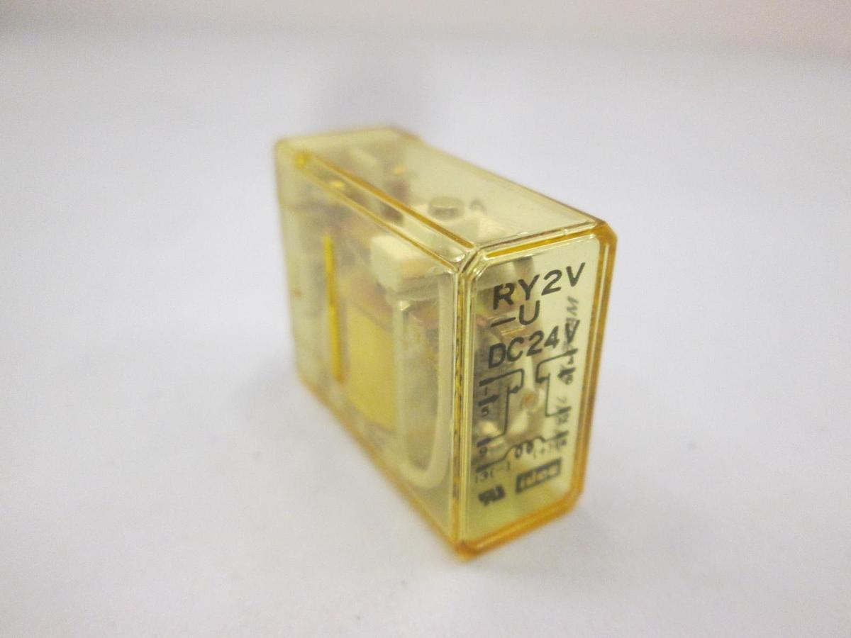Used IDEC, RY2V-U, DC 24 V Relay, Used