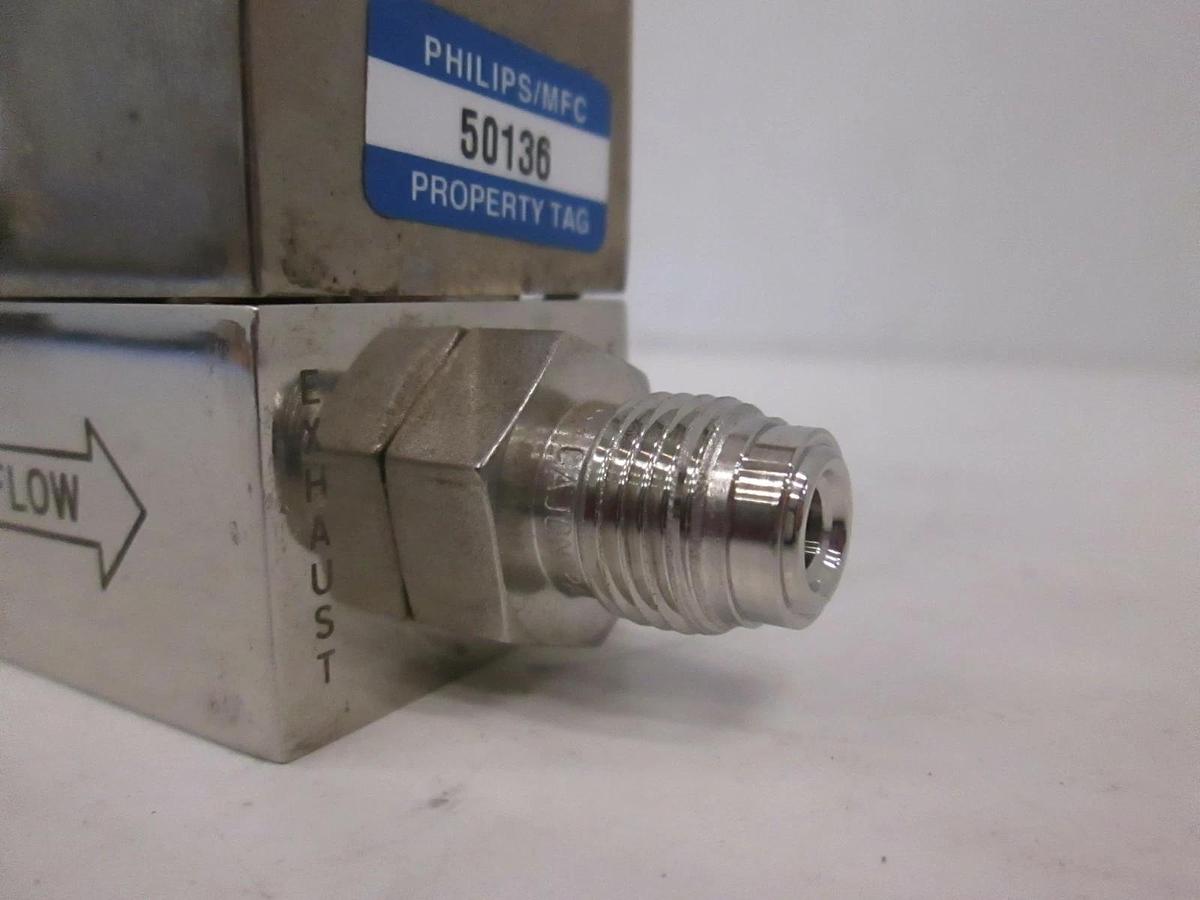 Used UFC-1200, Mass Flow Controller MFC, O2, 500 SCCM, Used